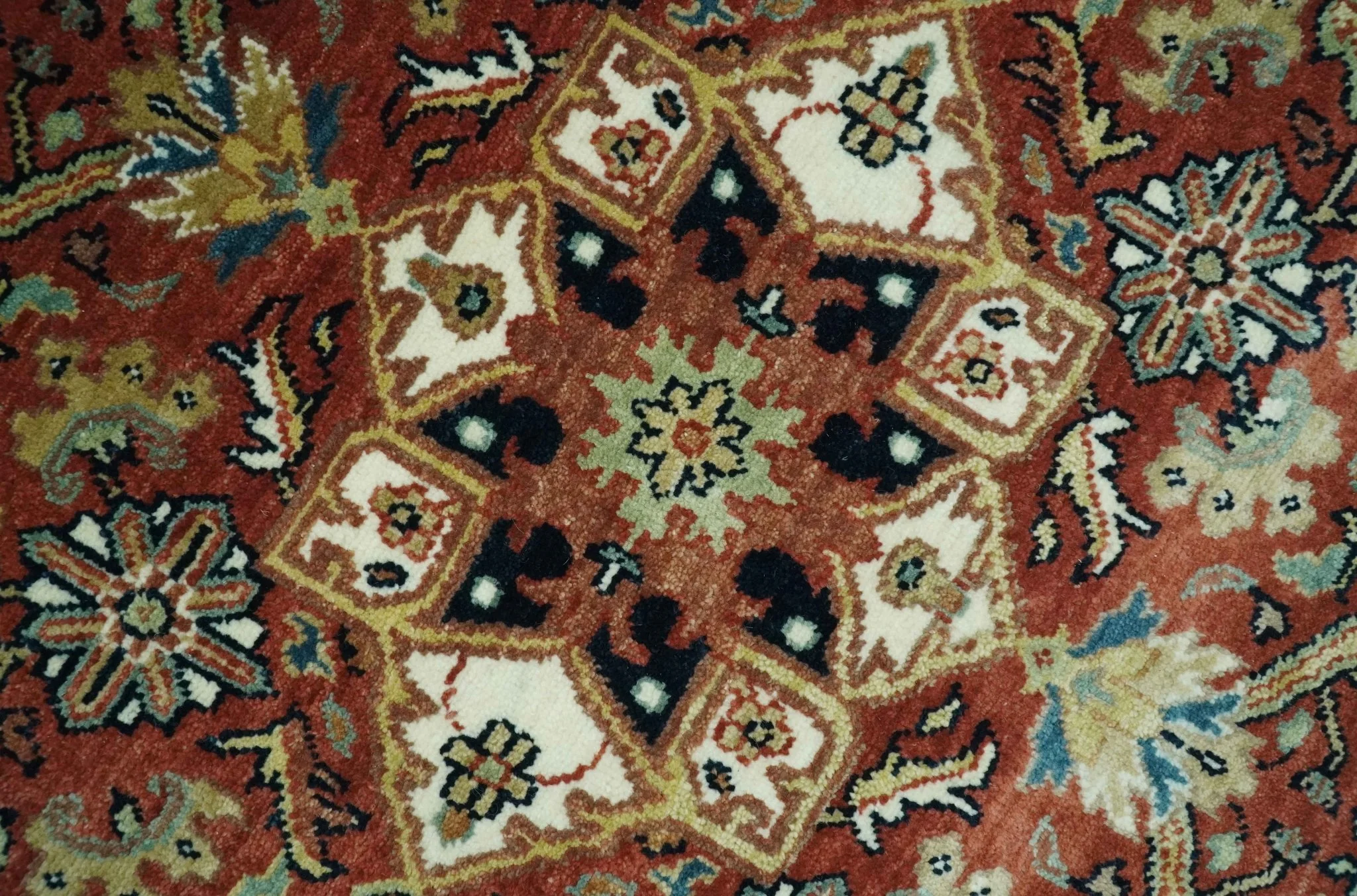 Premium Look Ivory, Rust and Brown Fine Hand knotted 8x10 Traditional Wool Area Rug - Image 4