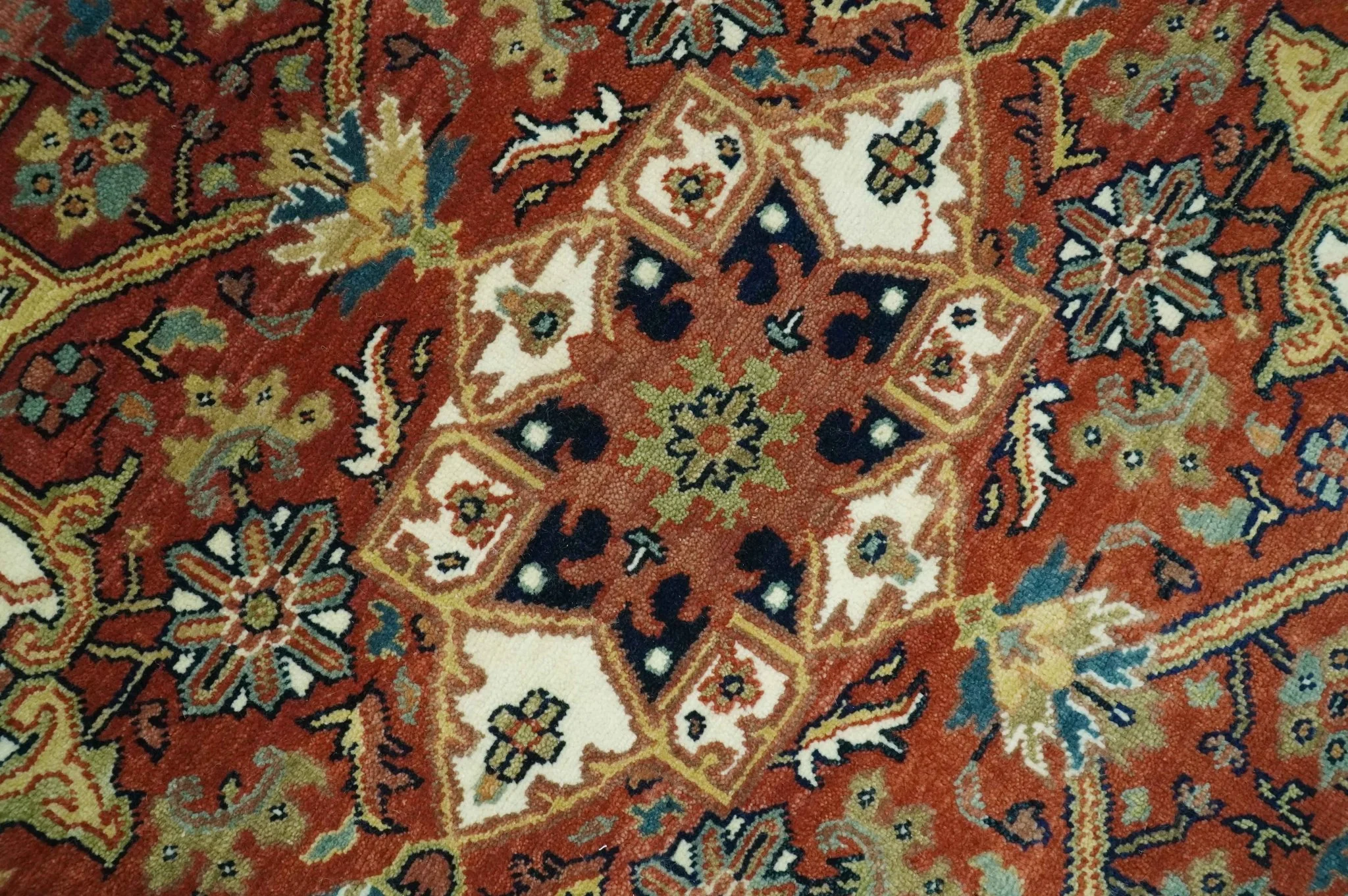 Premium Ivory, Rust and Brown 8x10 fine Hand knotted Traditional Heriz Wool Area Rug - Image 4