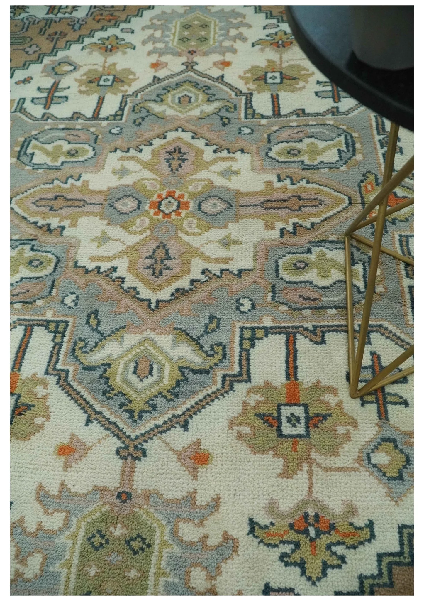 Ivory, Silver, Peach and Olive Traditional Heriz Hand Knotted Multi Size wool Area Rug - Image 3