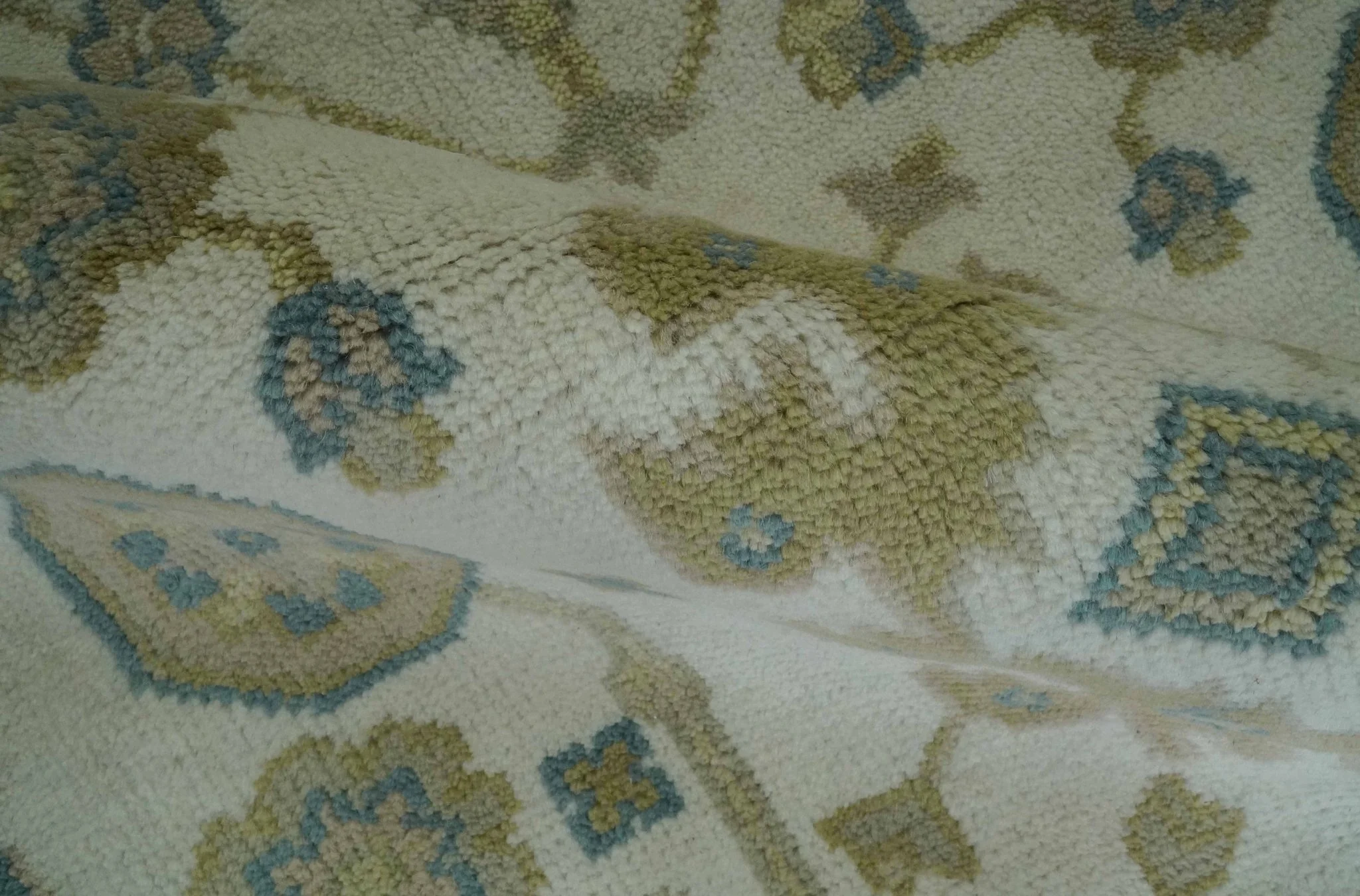 Custom Made Hand Knotted Ivory, Teal and Olive Traditional Oriental Oushak wool rug - Image 8