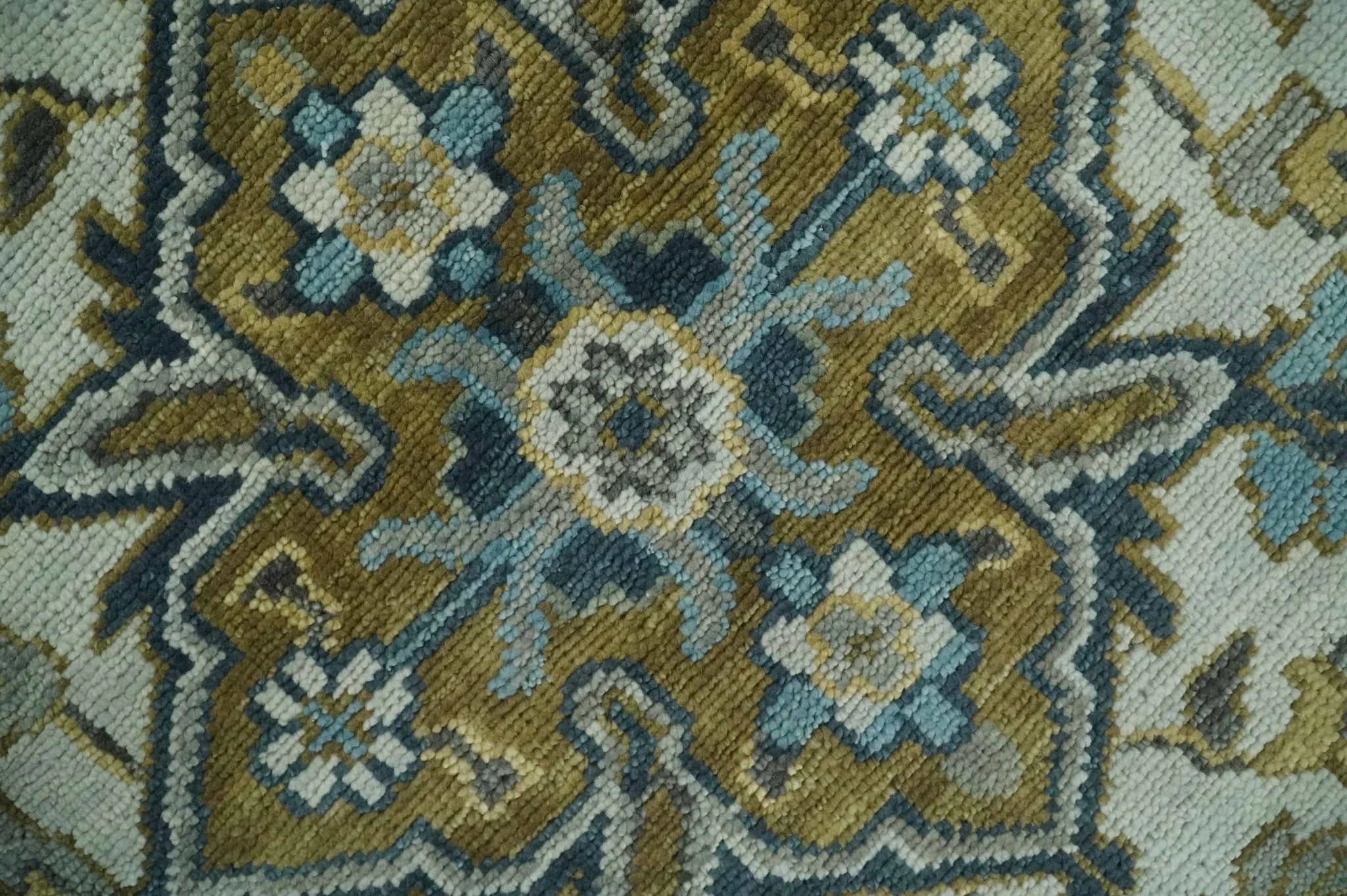 Ivory, Teal, silver and Olive Hand Knotted Traditional Heriz Medallion Multi size wool Area Rug - Image 6