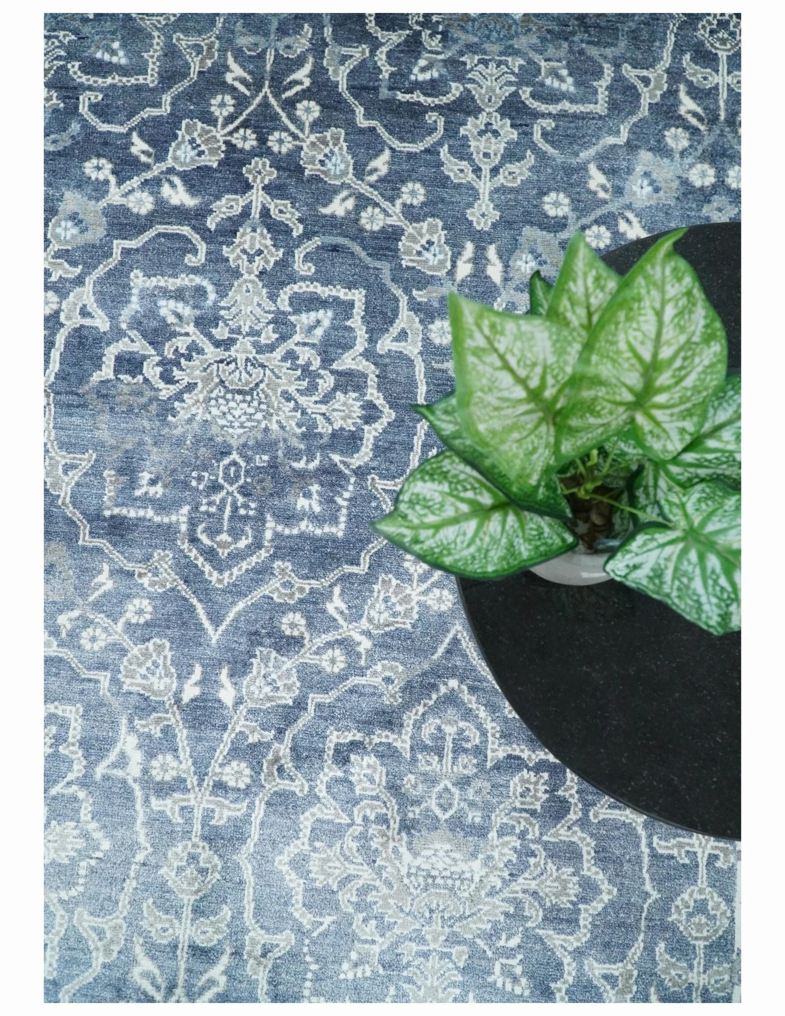 Large 8x10 Fine Hand Knotted Blue and Ivory Traditional Ikat Design Antique Floral Bamboo Silk Rug | TRDCP513810 - Image 9