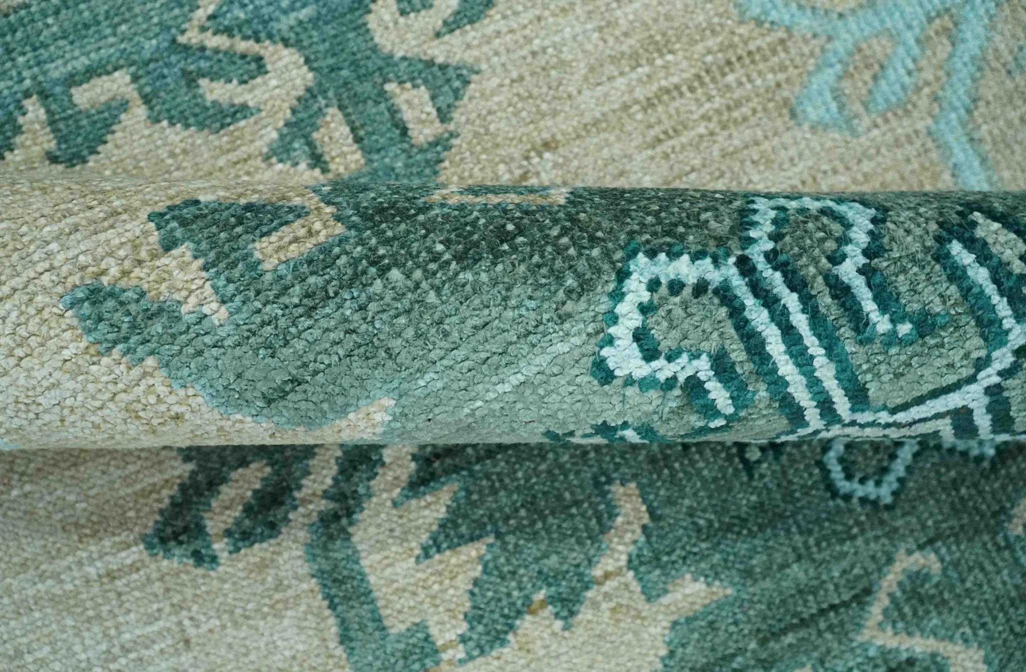 Traditional Large Design 5x8 Beige, Teal and Aqua Hand knotted wool area rug - Image 6