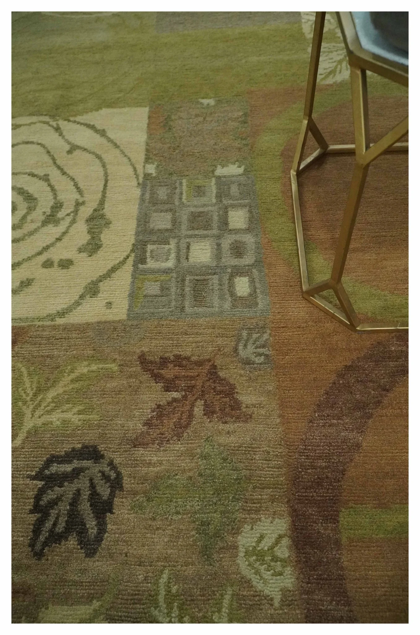 Mainstays Traditional Leaf Block Print Olive, Beige, Rust and Brown 6x8 Indoor wool Area Rug - Image 3