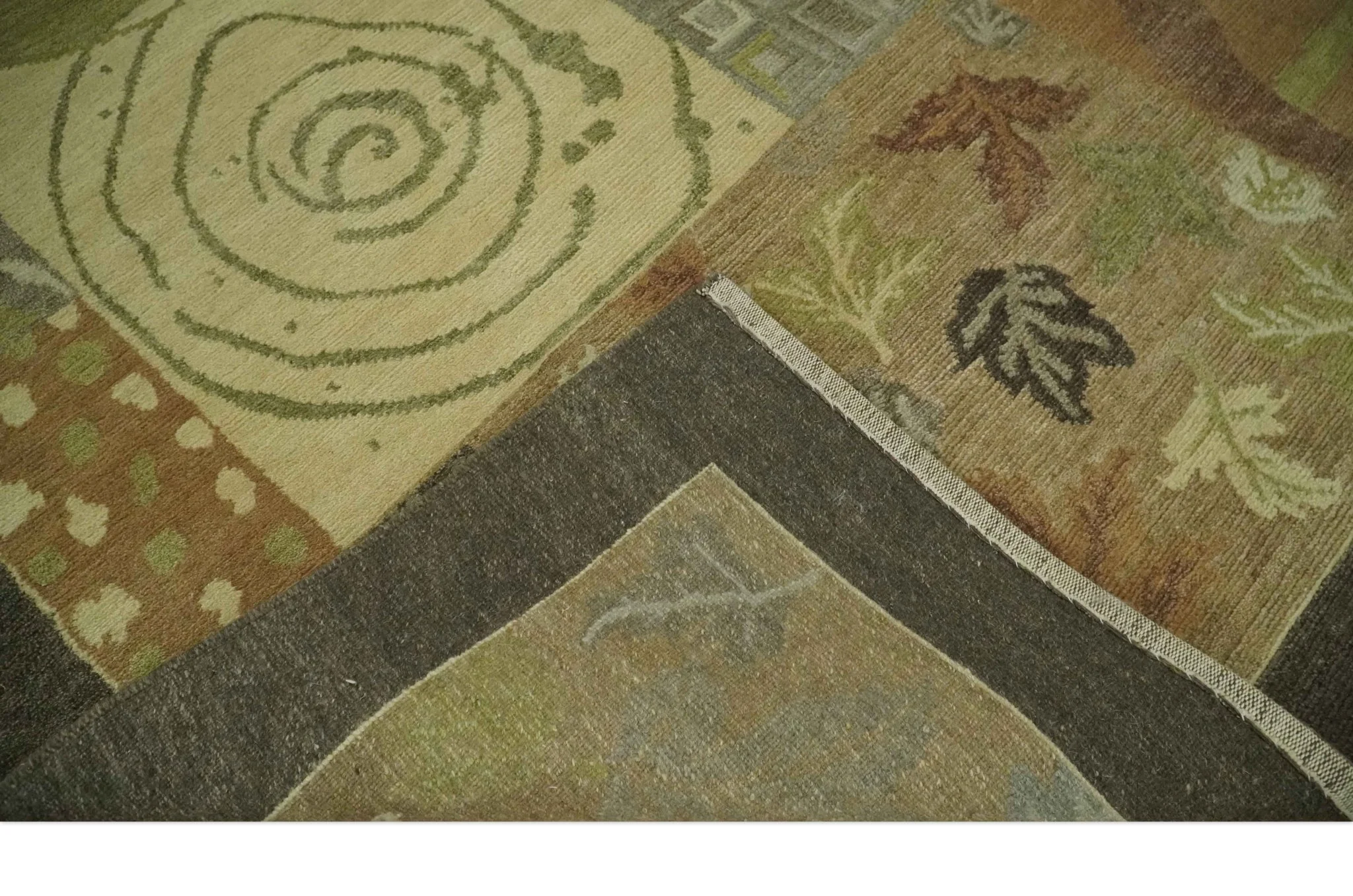 Mainstays Traditional Leaf Block Print Olive, Beige, Rust and Brown 6x8 Indoor wool Area Rug - Image 7