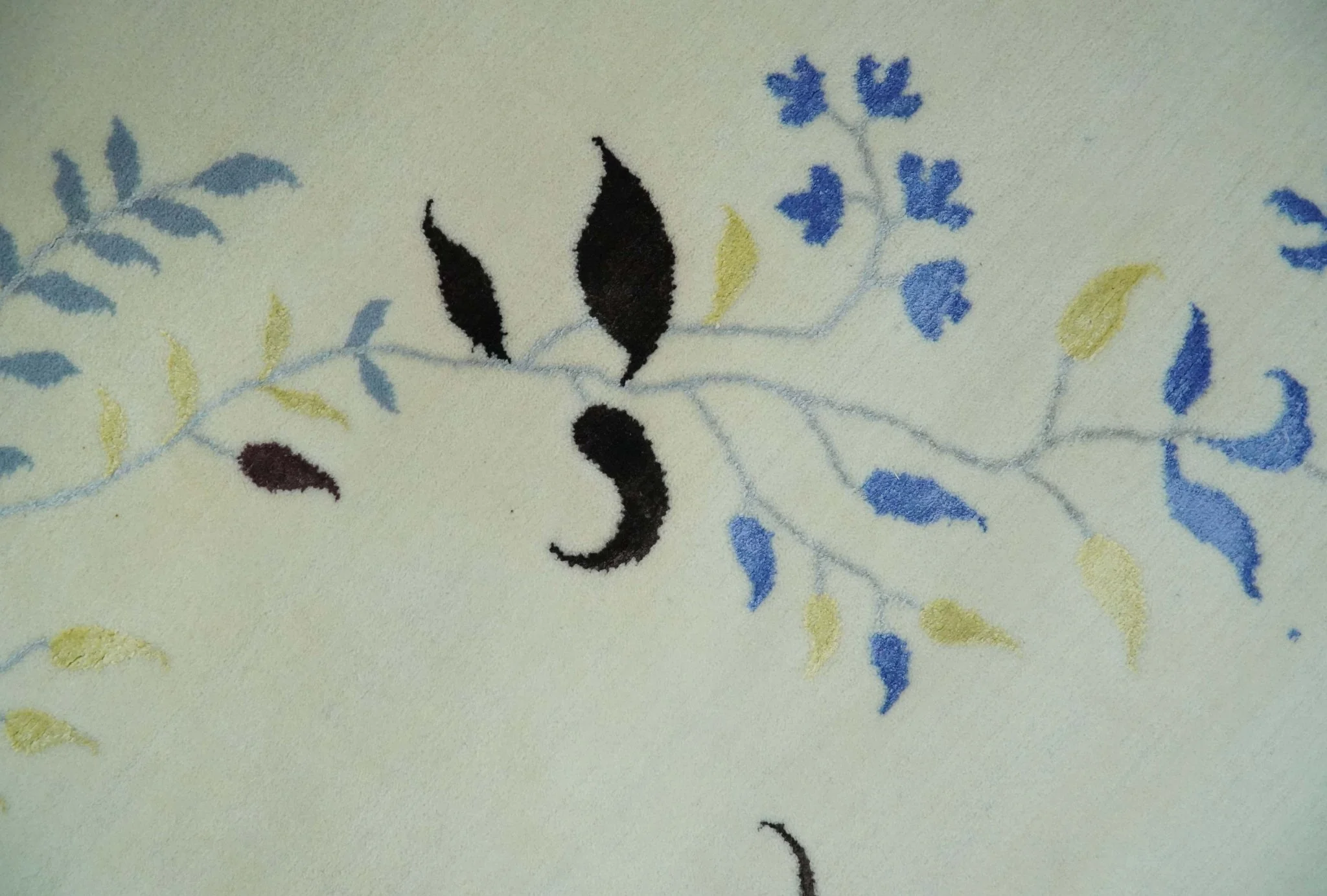 Light Blue, Ivory, Charcoal and Brown Hand Knotted Traditional Floral 6.6x10 Wool Area Rug - Image 5
