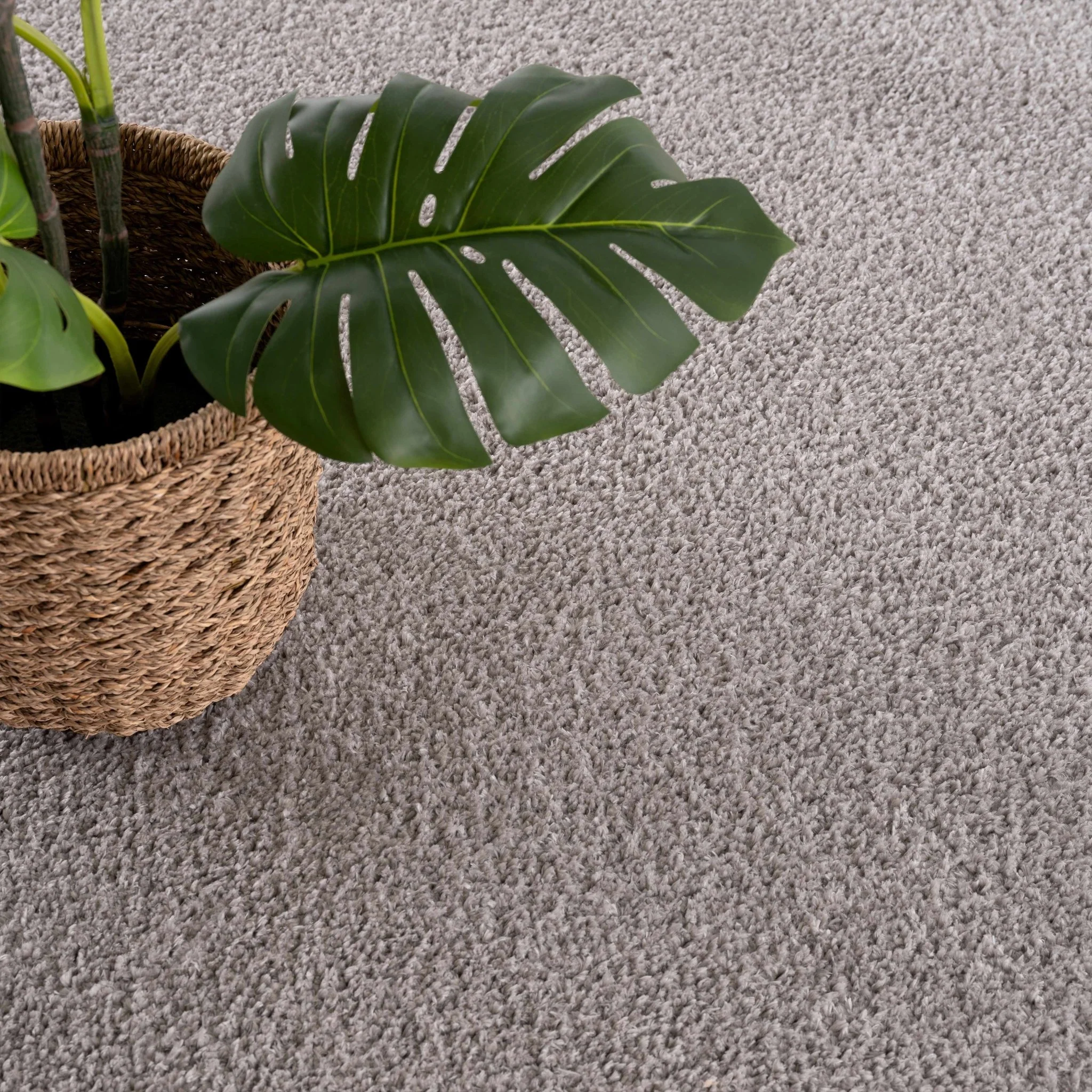 Modern Solid Plane light Gray Plush Pile Moroccan Style Multi size Washable Area Rug - Image 4