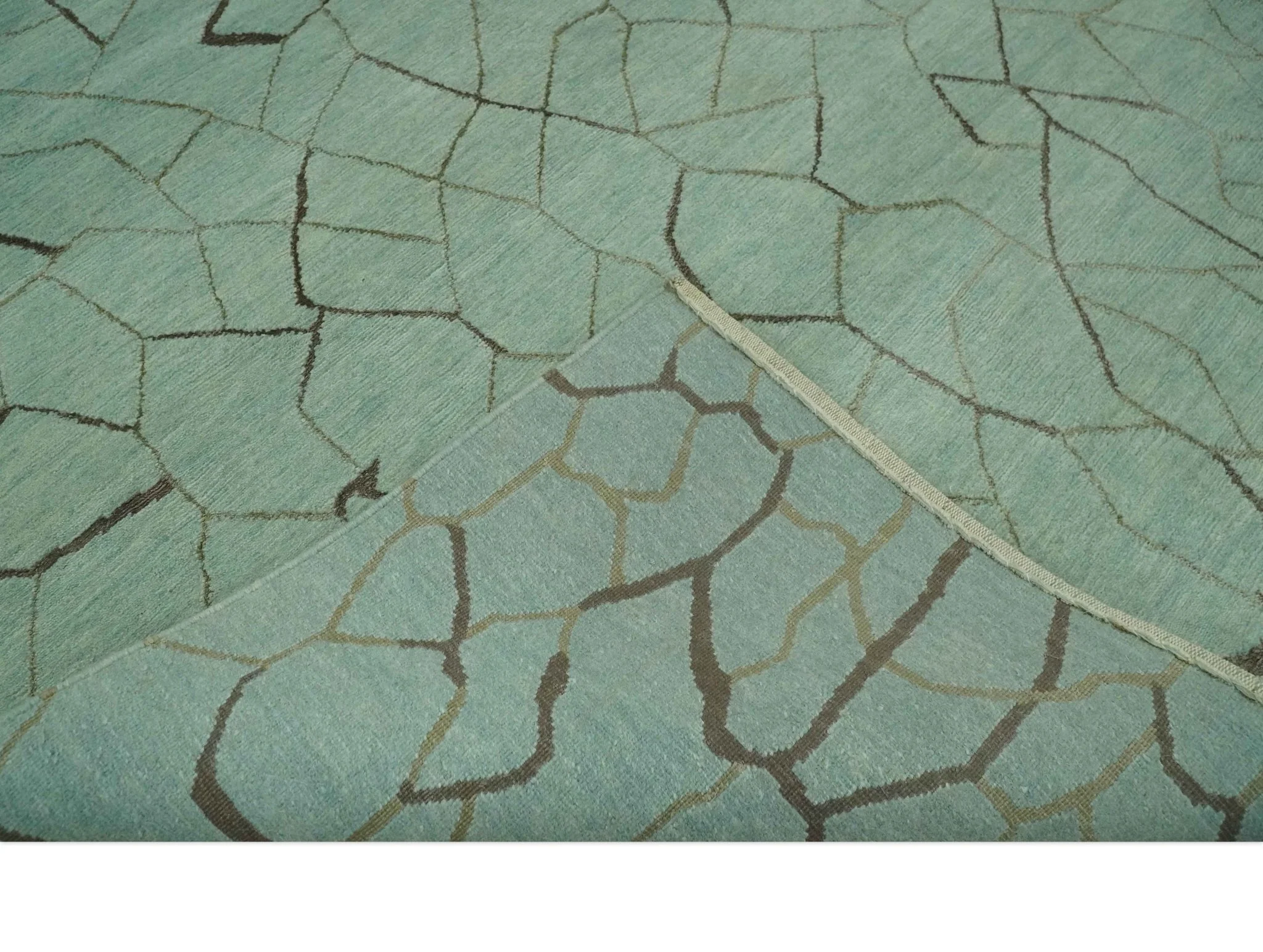 Light Green and Charcoal Hand loom Modern Crack Design 5x8 Wool and Art Silk Area Rug - Image 8