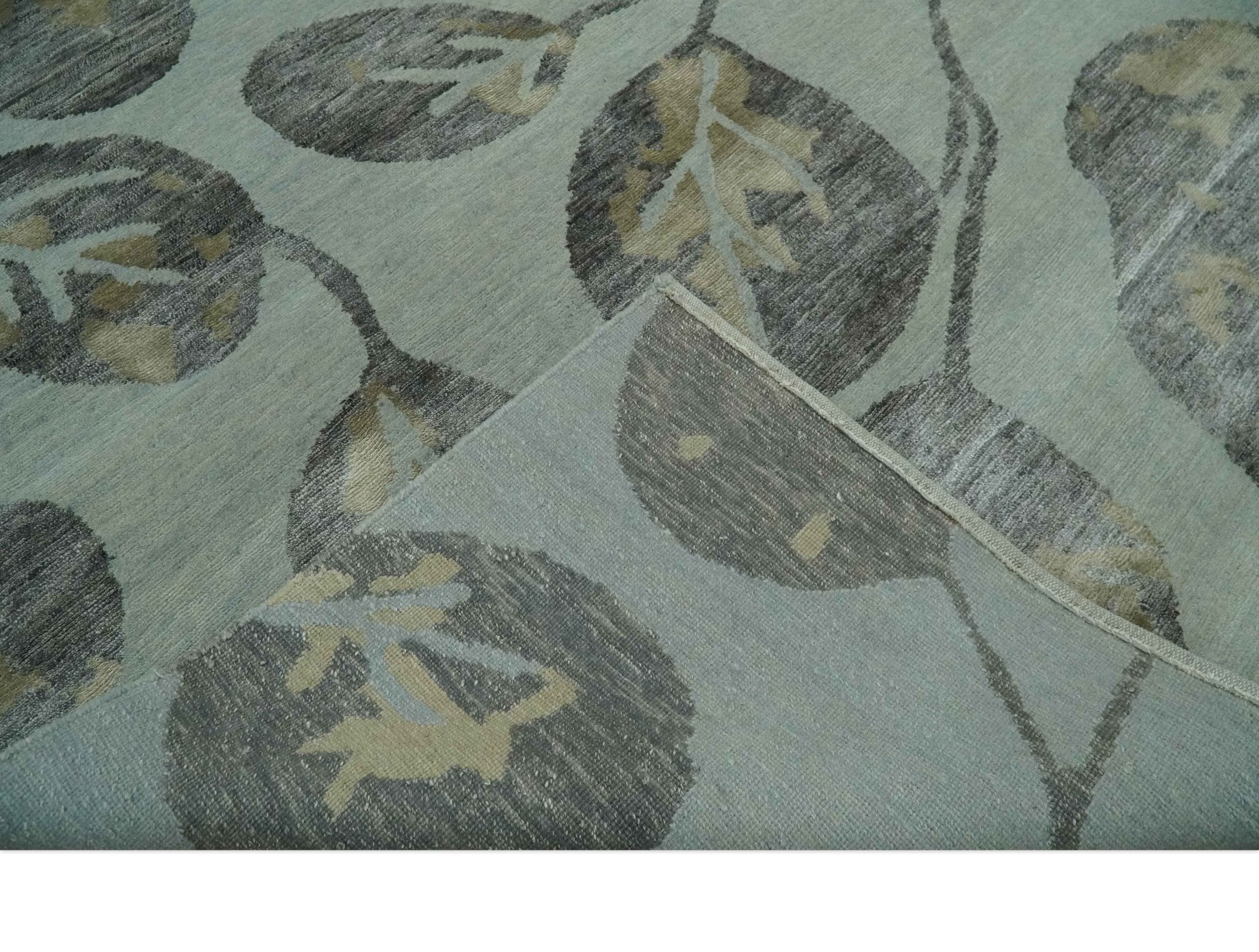 Light Green, Charcoal and Olive Leaf Design 6x9 Hand loom Wool and Viscose Area Rug - Image 6