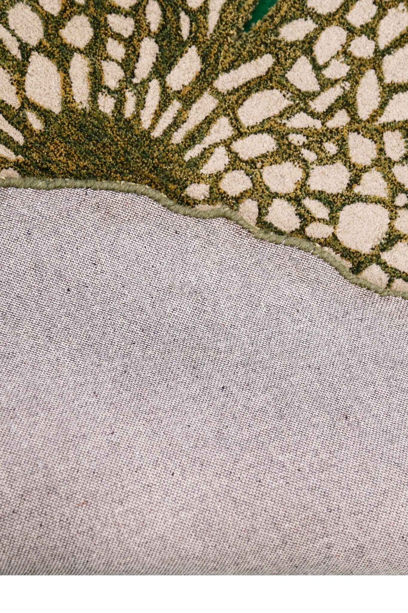 Lotus Lace Green Hand Tufted Wool Area Rug - Image 4