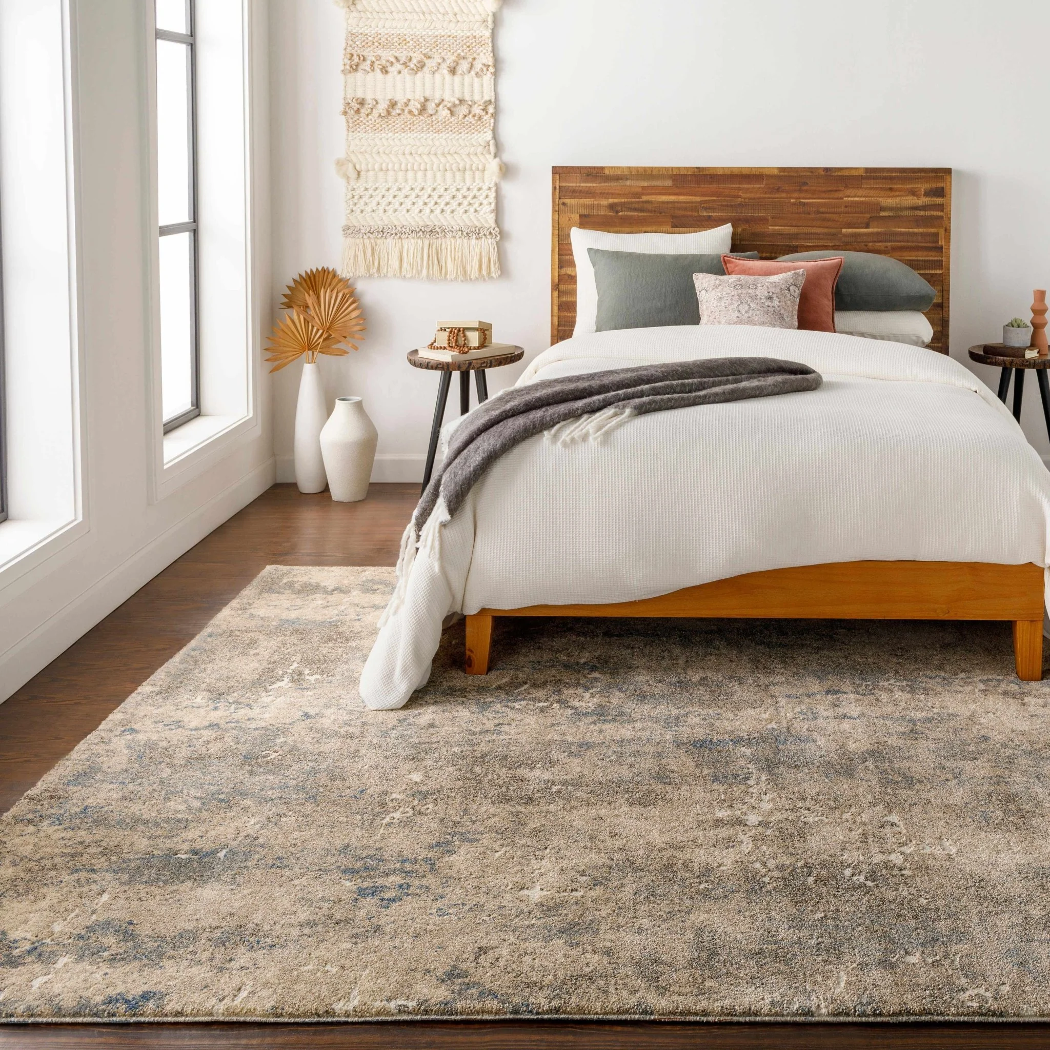 Machine Woven Beige Contemporary Style Rug - Image 3