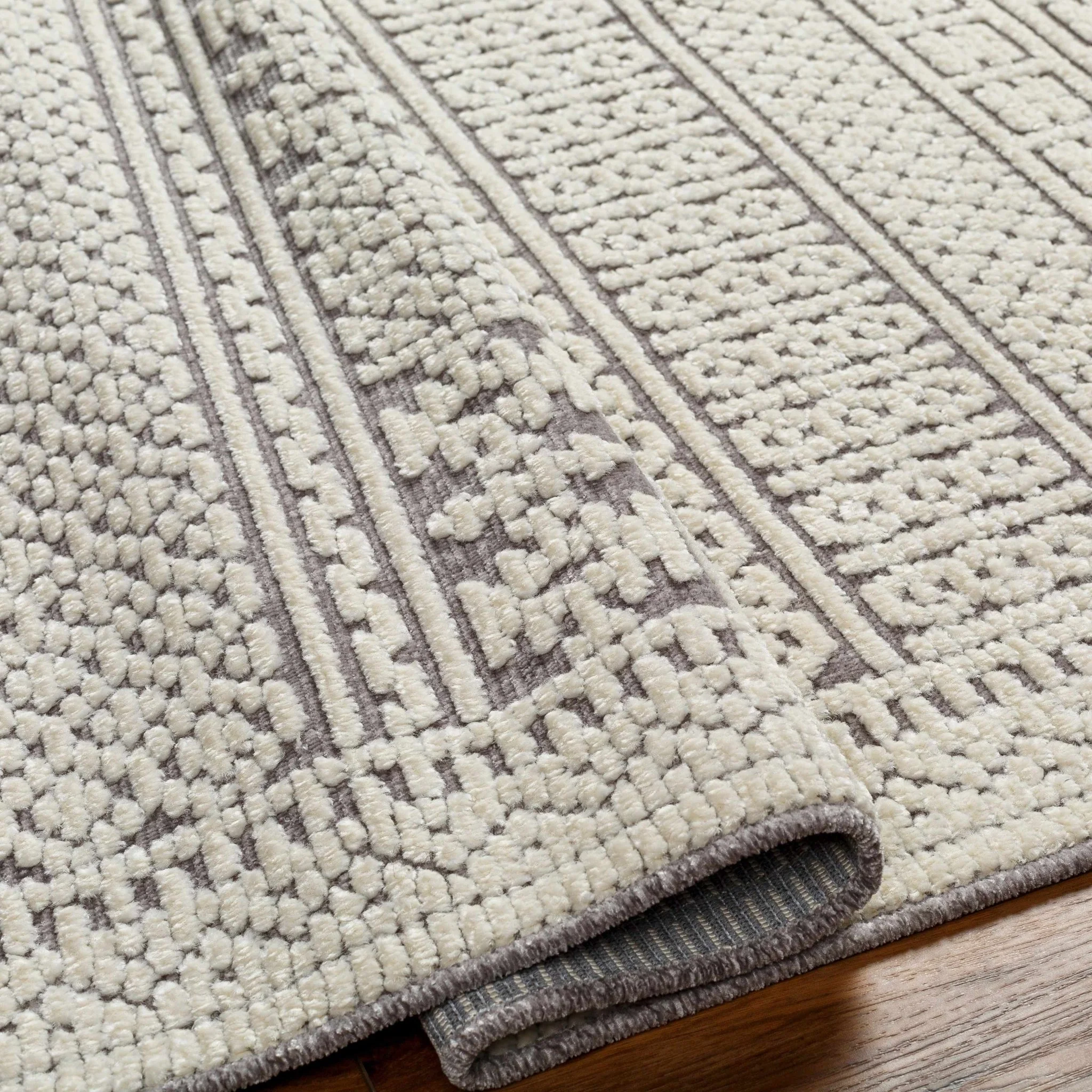 Machine Woven Carved Pattern Ivory and Dusty Mauve Premium Look Machine Washable Rug - Image 3