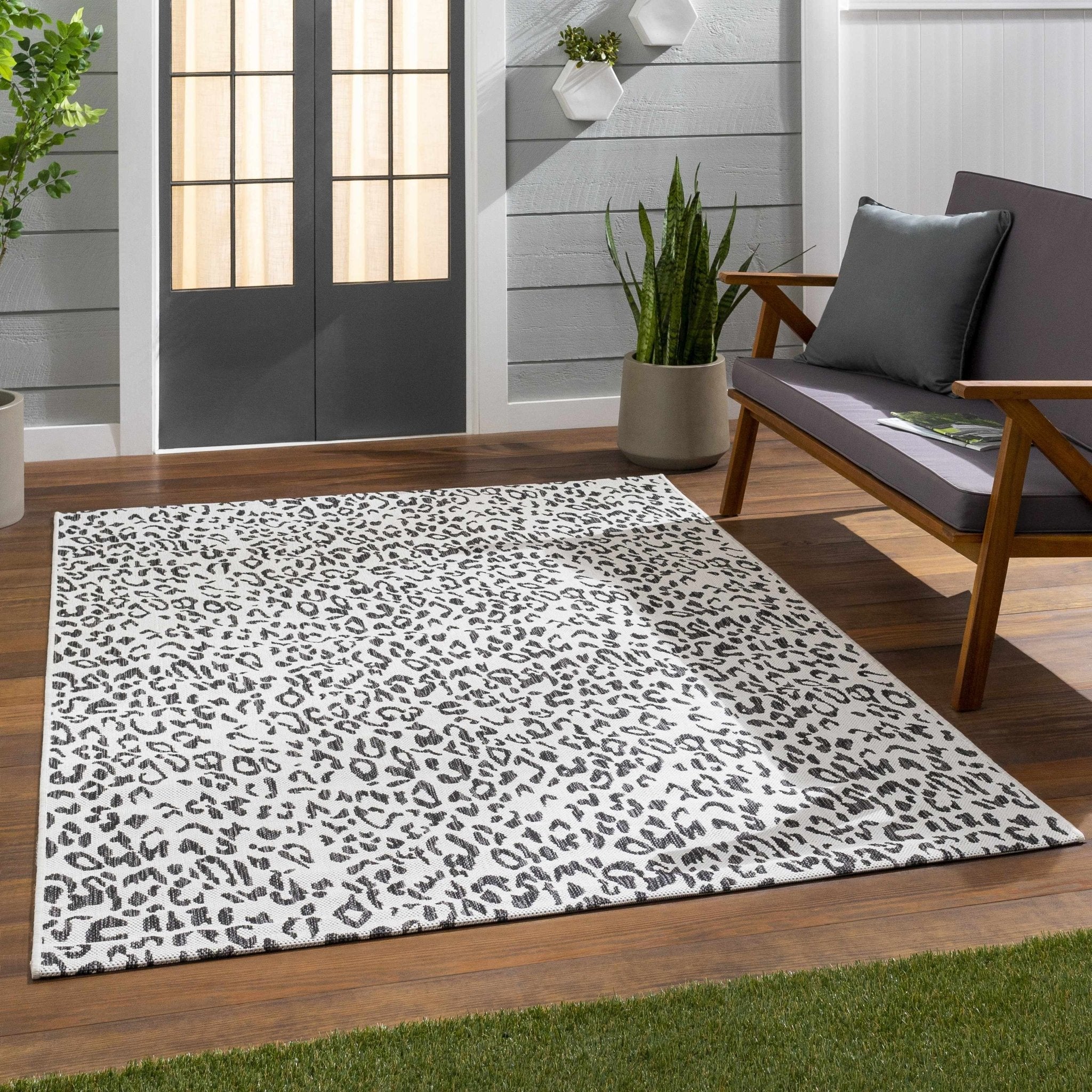 Contemporary Ivory And Charcoal Leopard design Indoor And Outdoor Area Rug - Image 12