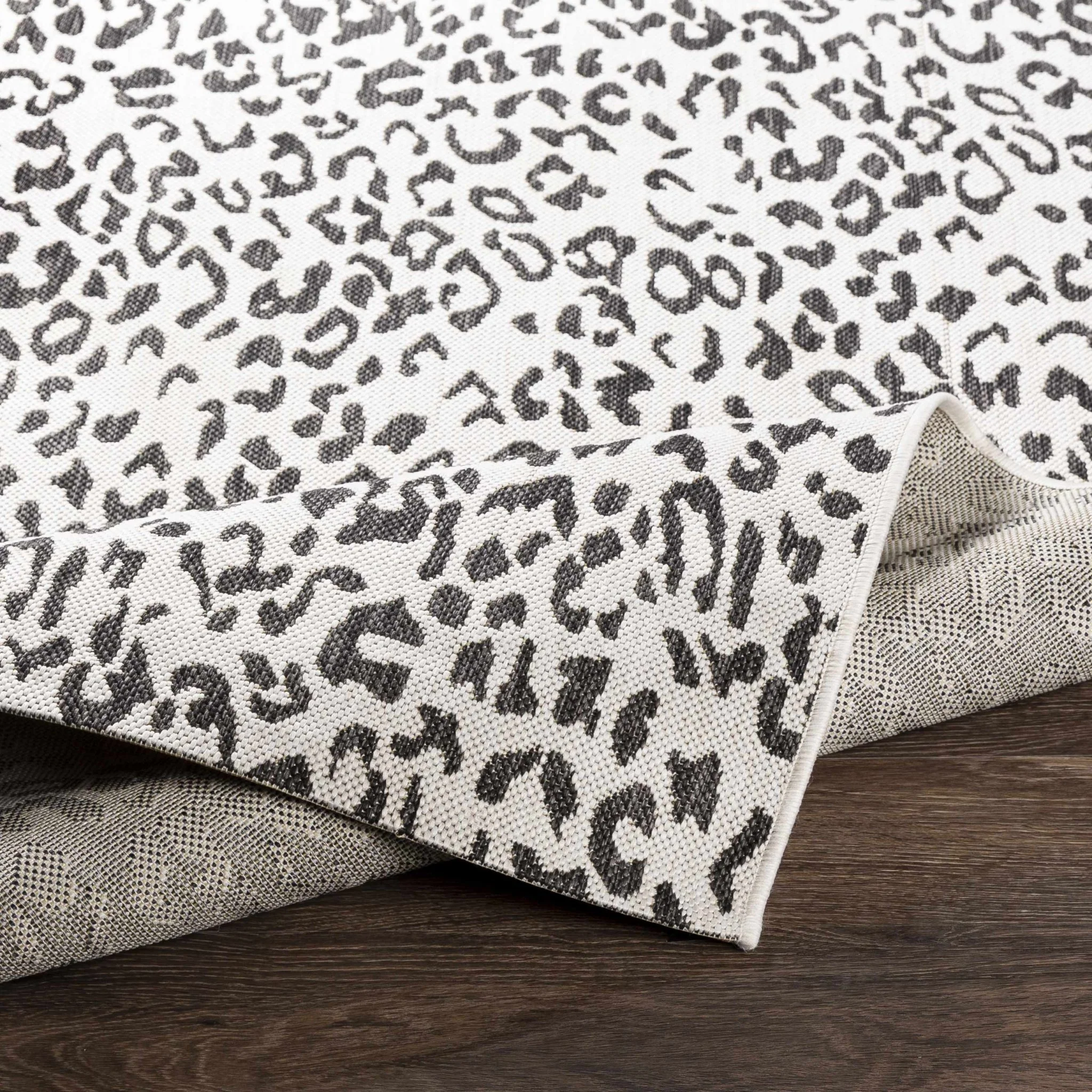 Contemporary Ivory And Charcoal Leopard design Indoor And Outdoor Area Rug - Image 5