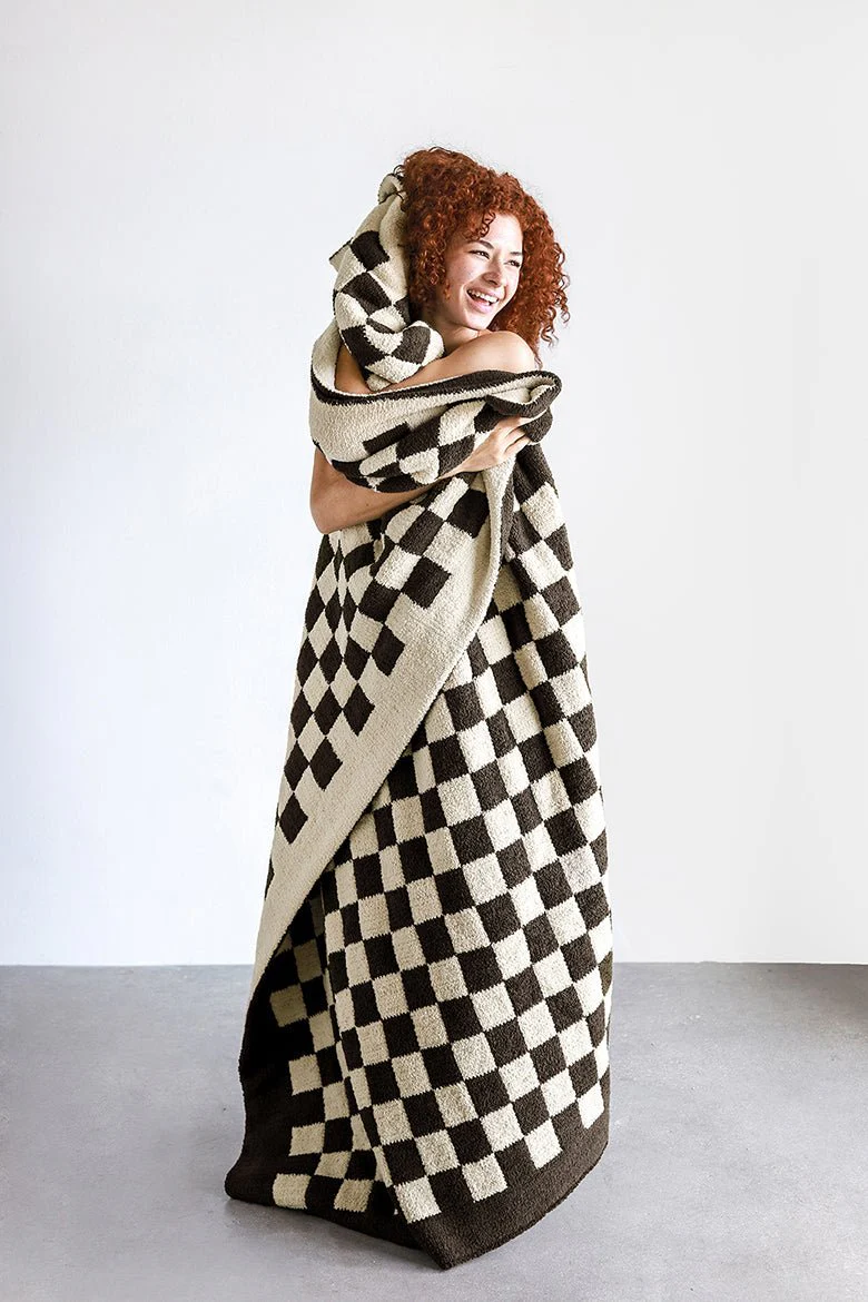Soft and Comfy Mocha - Sahara Tan Checkerboard Throw - Image 4
