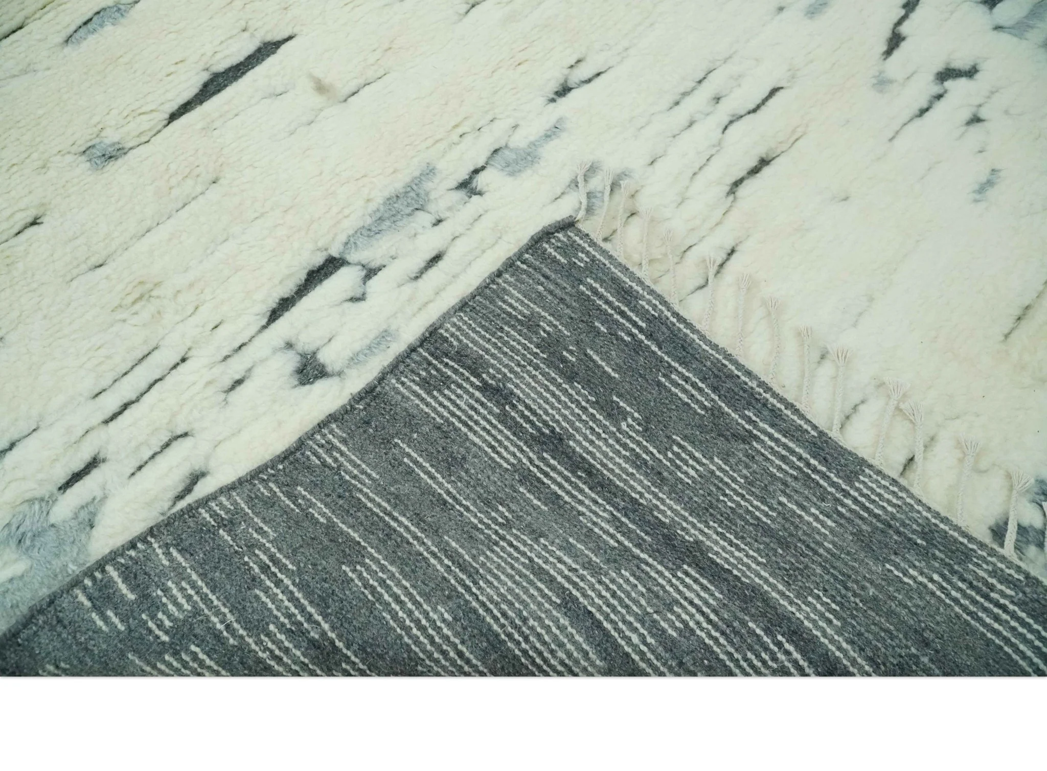 Modern Abstract Beige and Gray Hand Knotted Moroccan Style Plush Pile 5x8 wool Rug - Image 8
