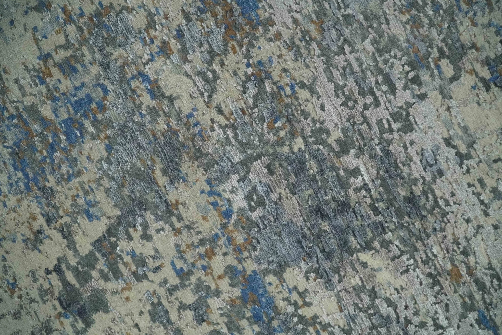 Modern Abstract Beige, Blue and Charcoal Hand knotted 8x10 wool and Bamboo Silk Area Rug - Image 4