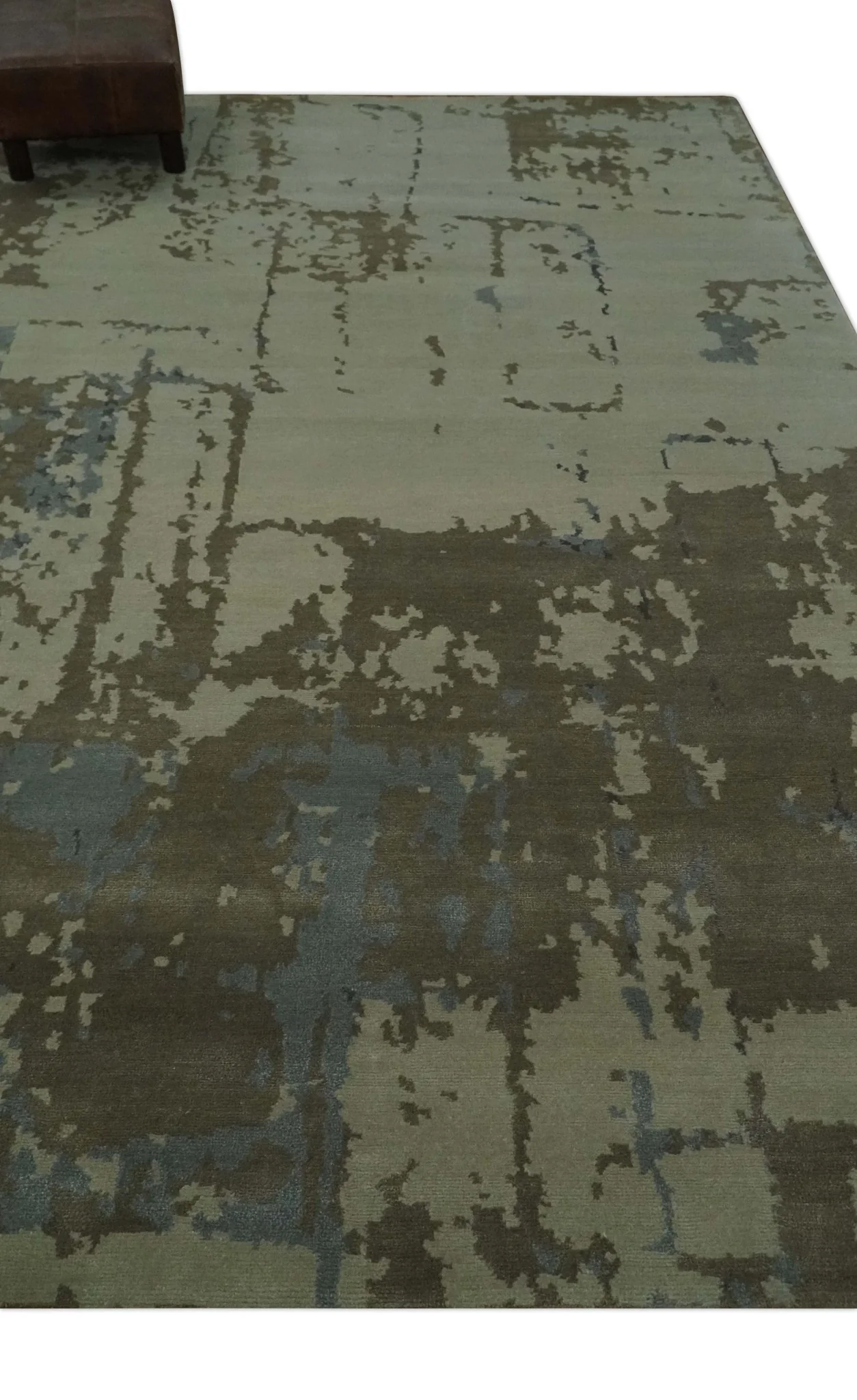 Modern abstract Beige, Olive and Gray 6x9 Hand Knotted Wool and Art Silk Area Rug - Image 4