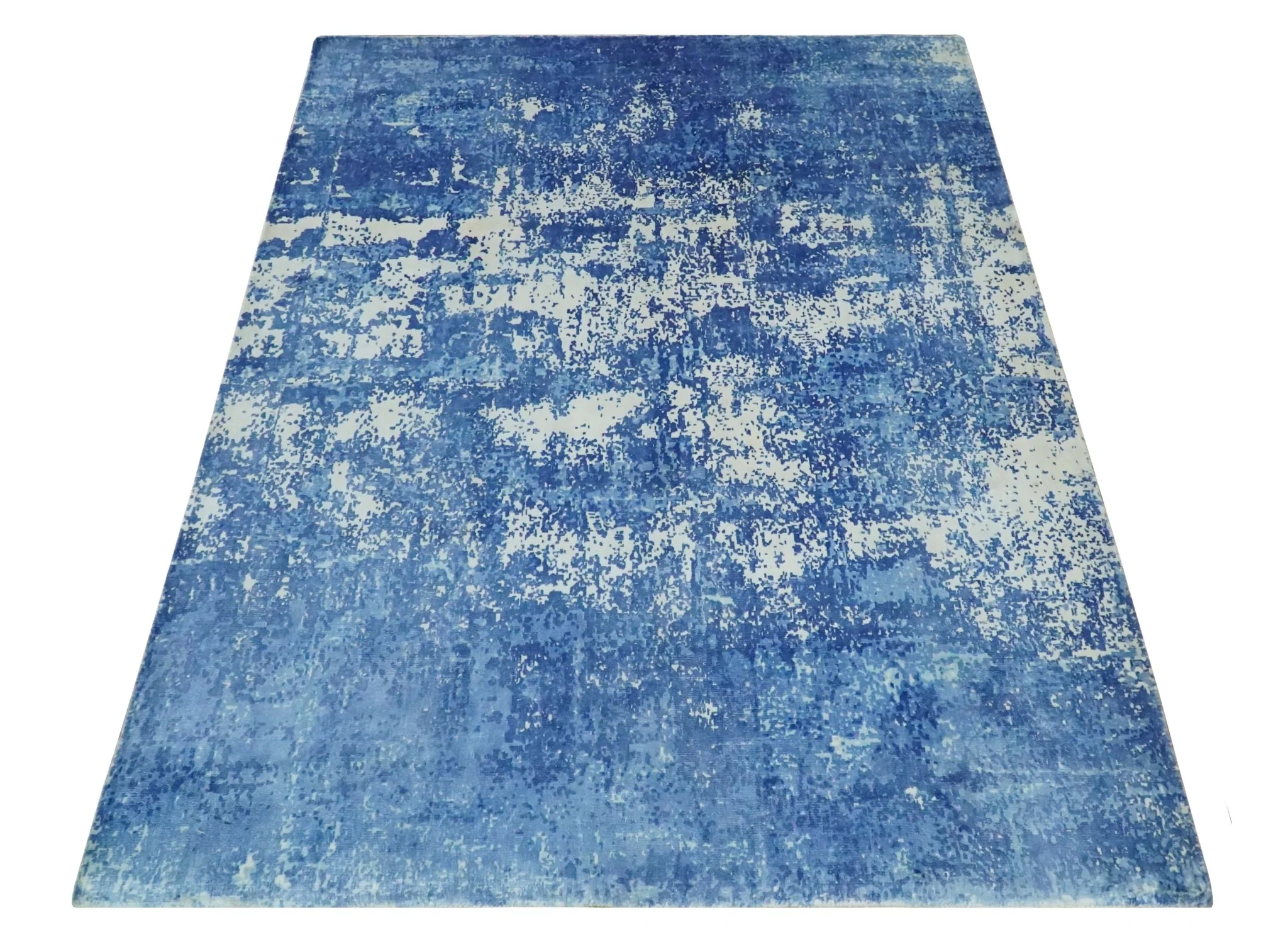 Modern Abstract Blue and Ivory Hand loom 5.6x8 Wool and Viscose Area Rug - Image 11