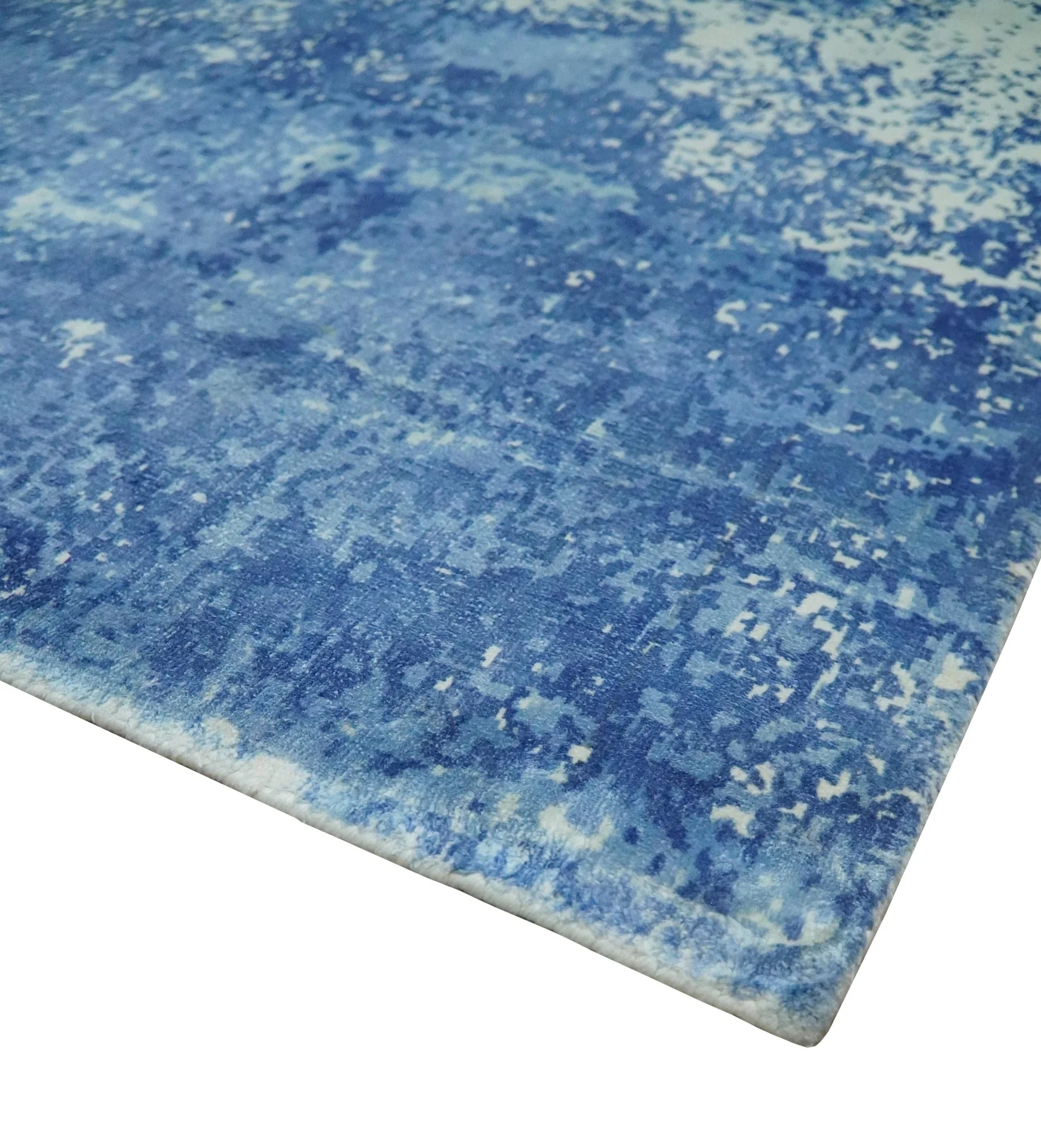 Modern Abstract Blue and Ivory Hand loom 5.6x8 Wool and Viscose Area Rug - Image 6