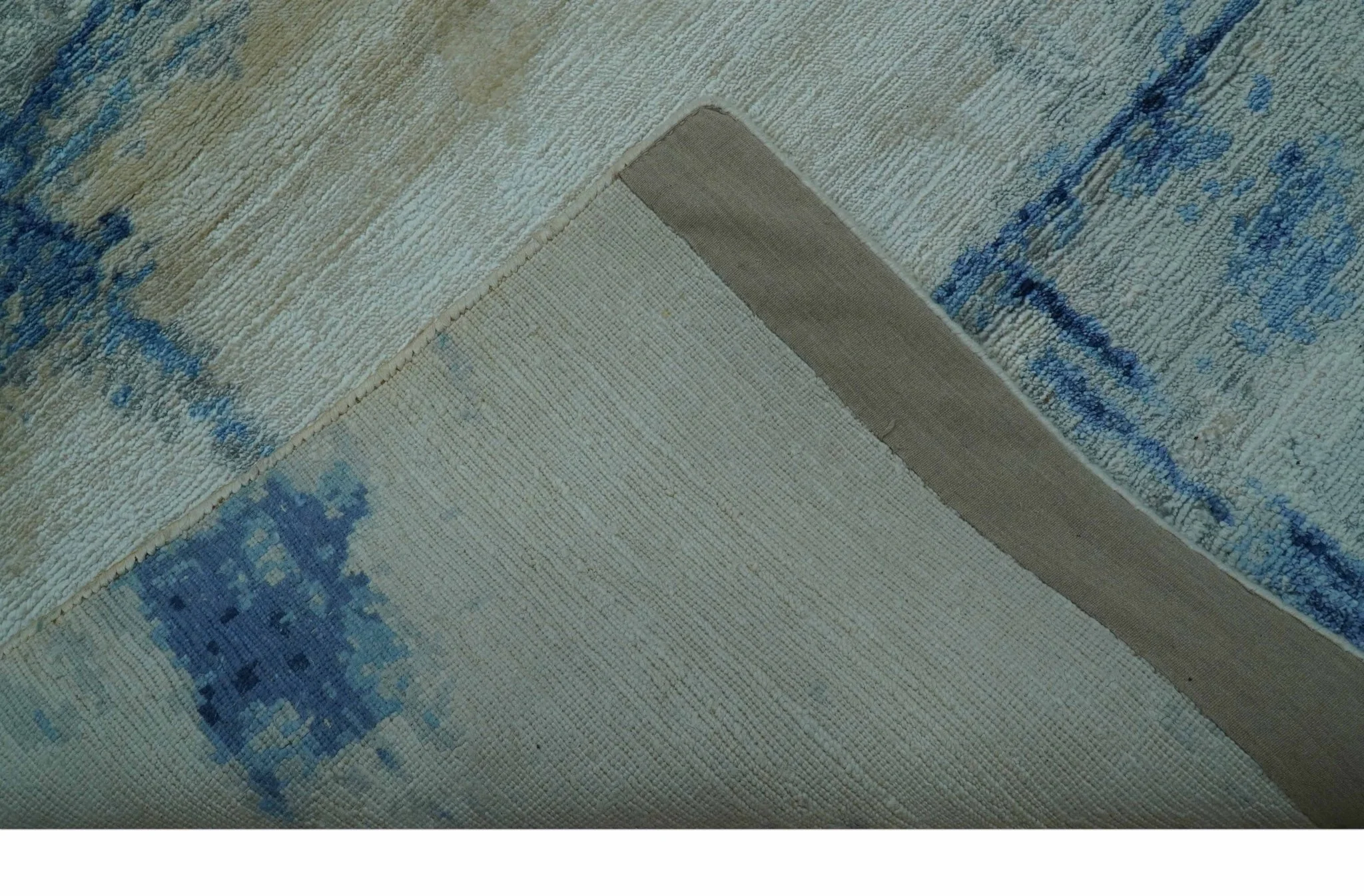 Modern Abstract Design Blue And Ivory Hand Knotted 6x9 Bamboo Silk Area Rug - Image 6