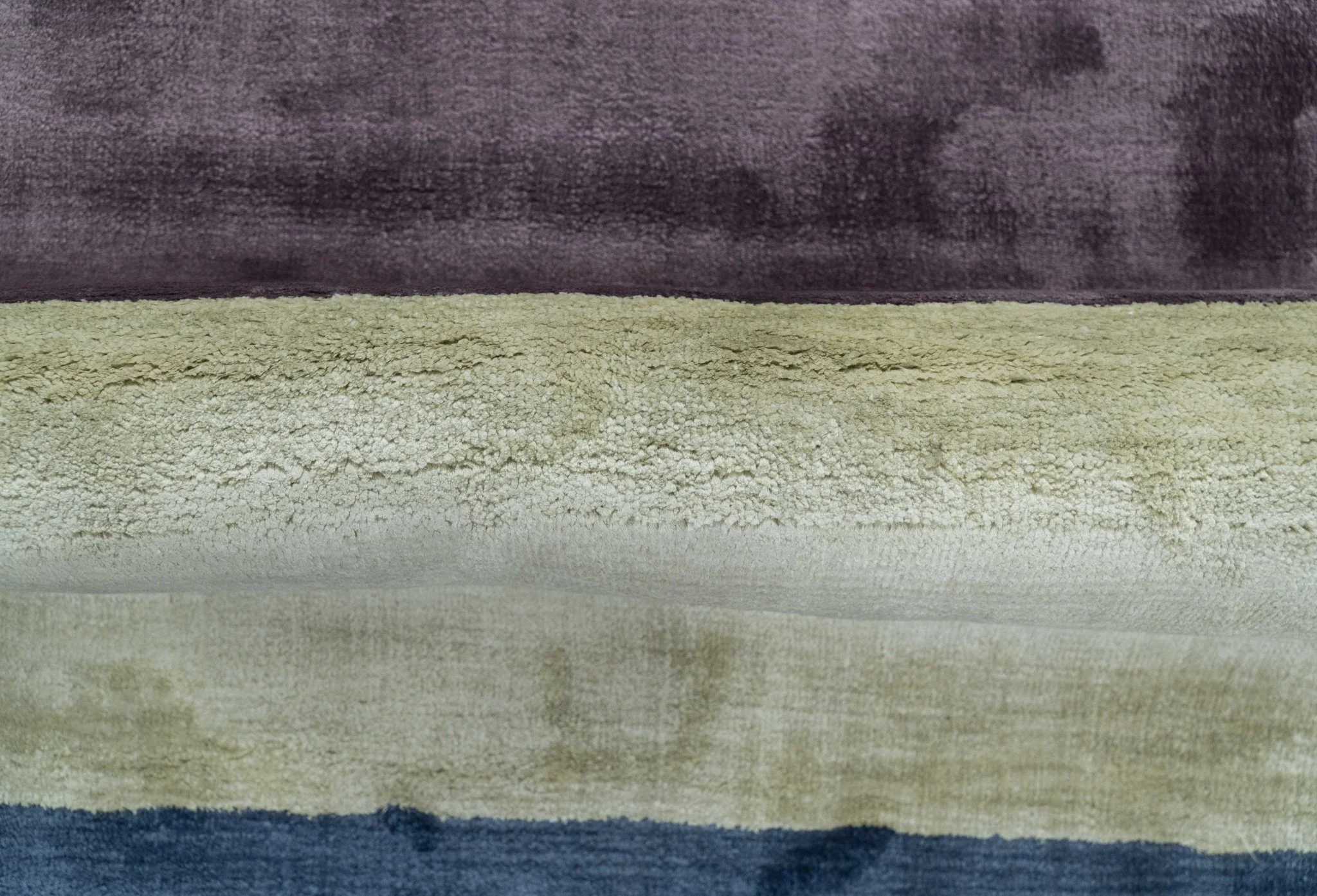Modern design Ivory, Green and Blue 2x5 Hand Knotted Wool Area Rug - Image 5