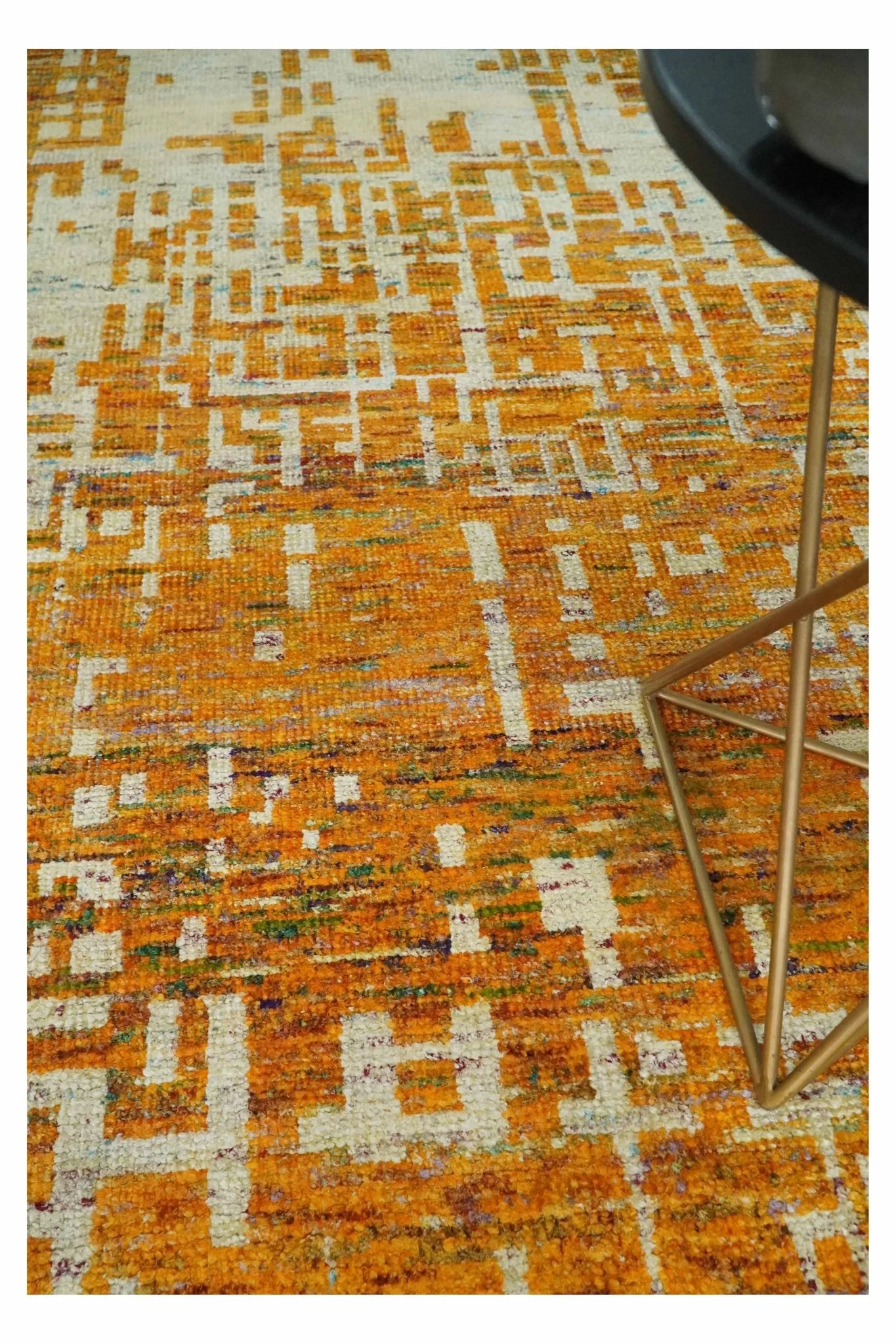 Modern Abstract 6x9 Gold and Ivory Recycled Art Silk Area Rug - Image 2