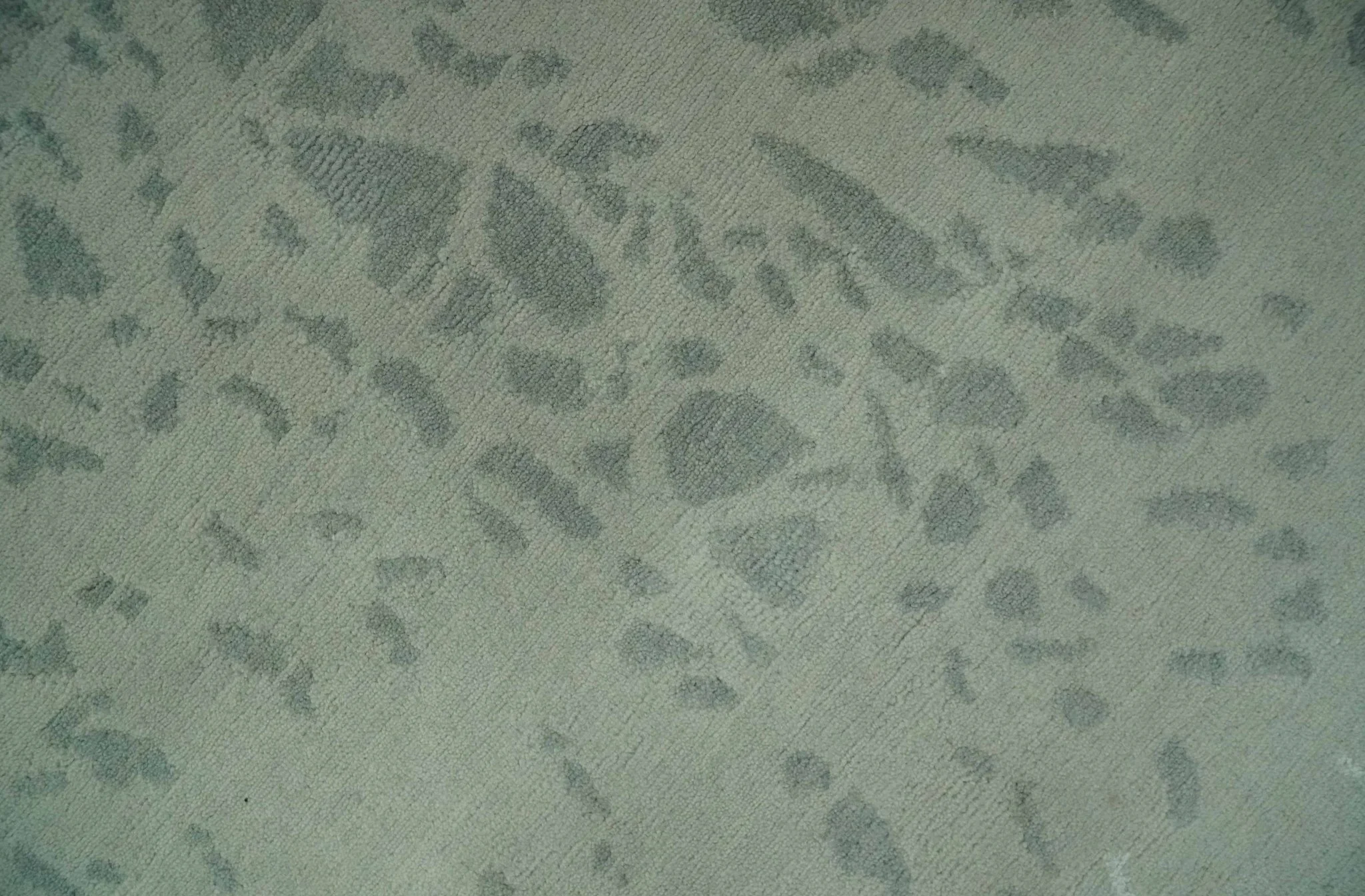 Modern Abstract Gray, Green and Silver Hand loom 4.6x6.6 wool and Art Silk Area Rug - Image 4