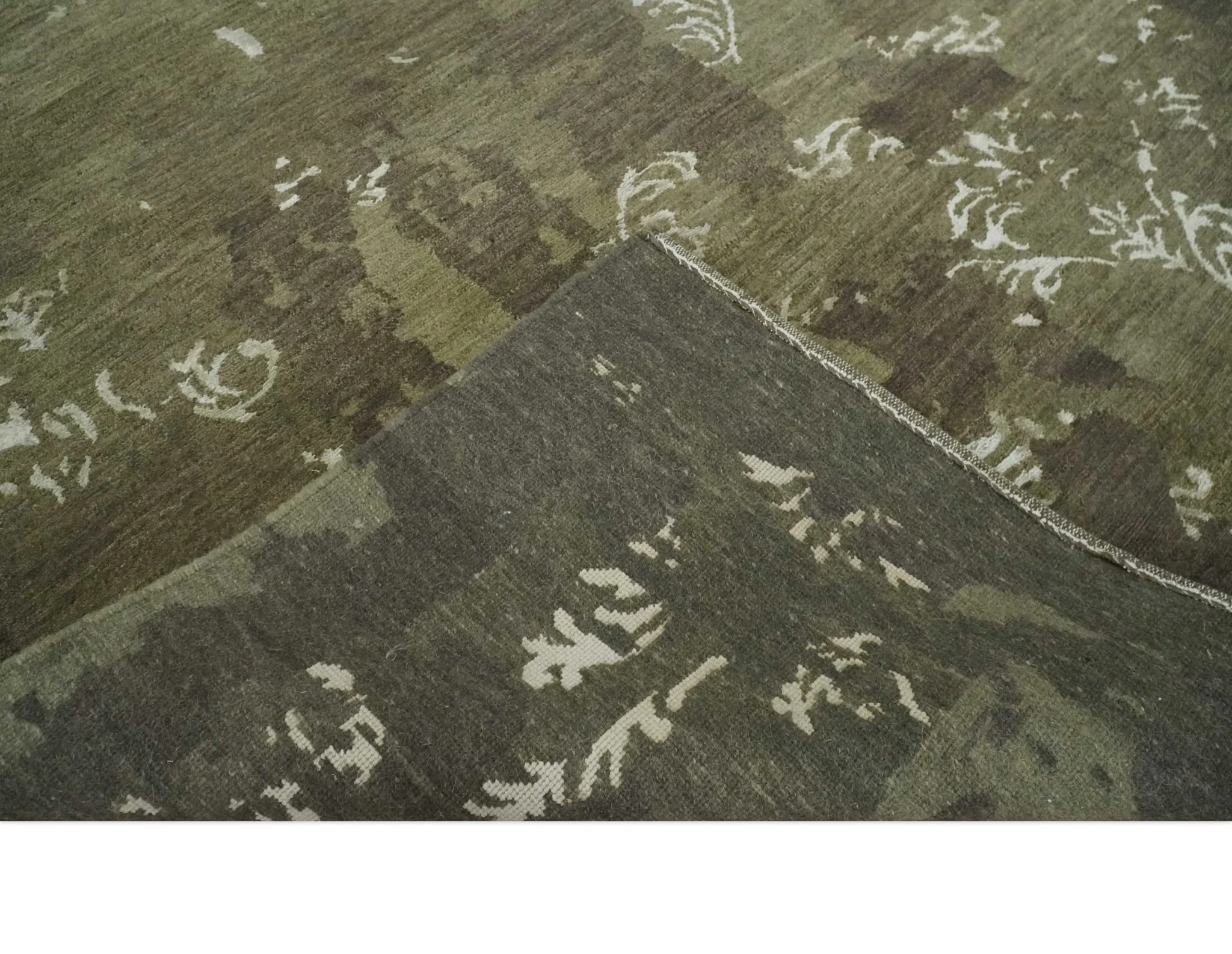 Modern Abstract Green and Silver Hand loom wool and Art Silk Area Rug - Image 7