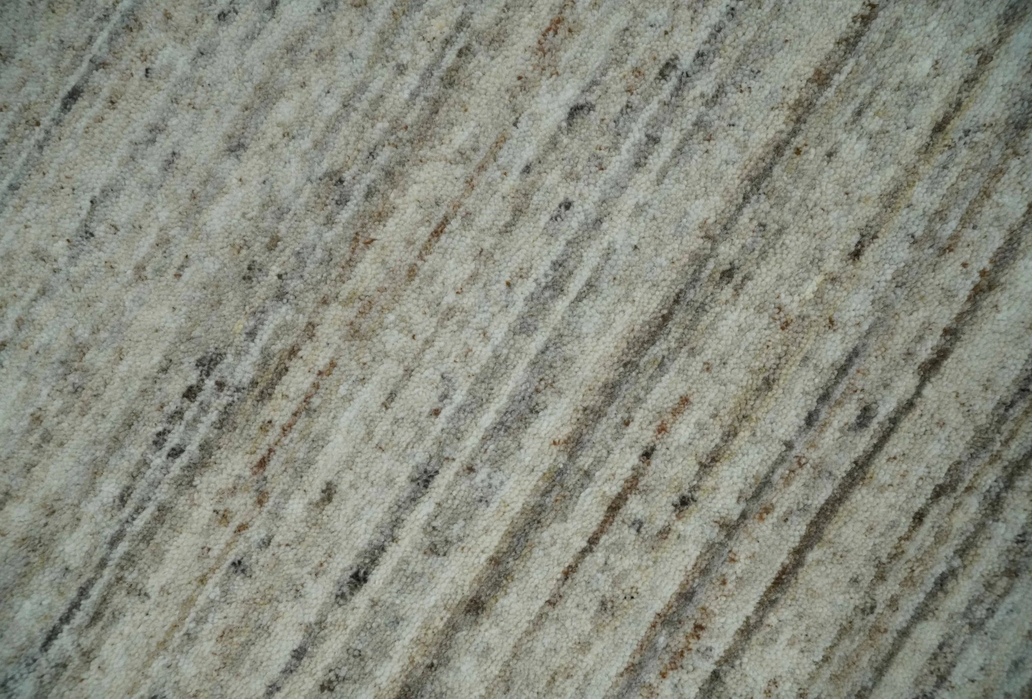 Modern Solid Self Design Abstract Handloom Ivory, Silver and Brown 8x10 Contemporary Wool Area Rug | TRD10282810S - Image 4