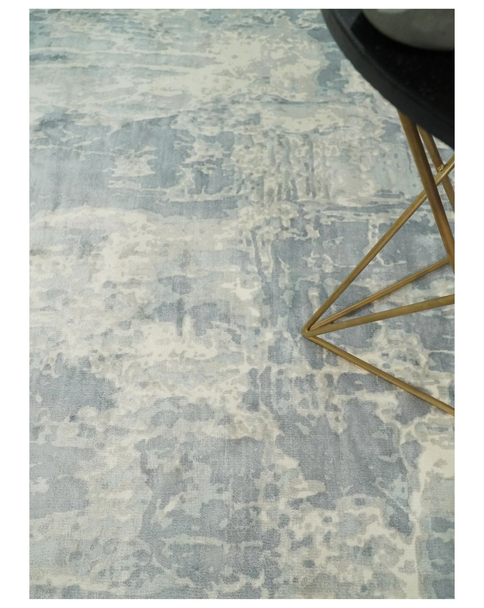 Modern Abstract Handmade 8x10 Beige and Gray Bamboo Silk Area Rug - Image 2