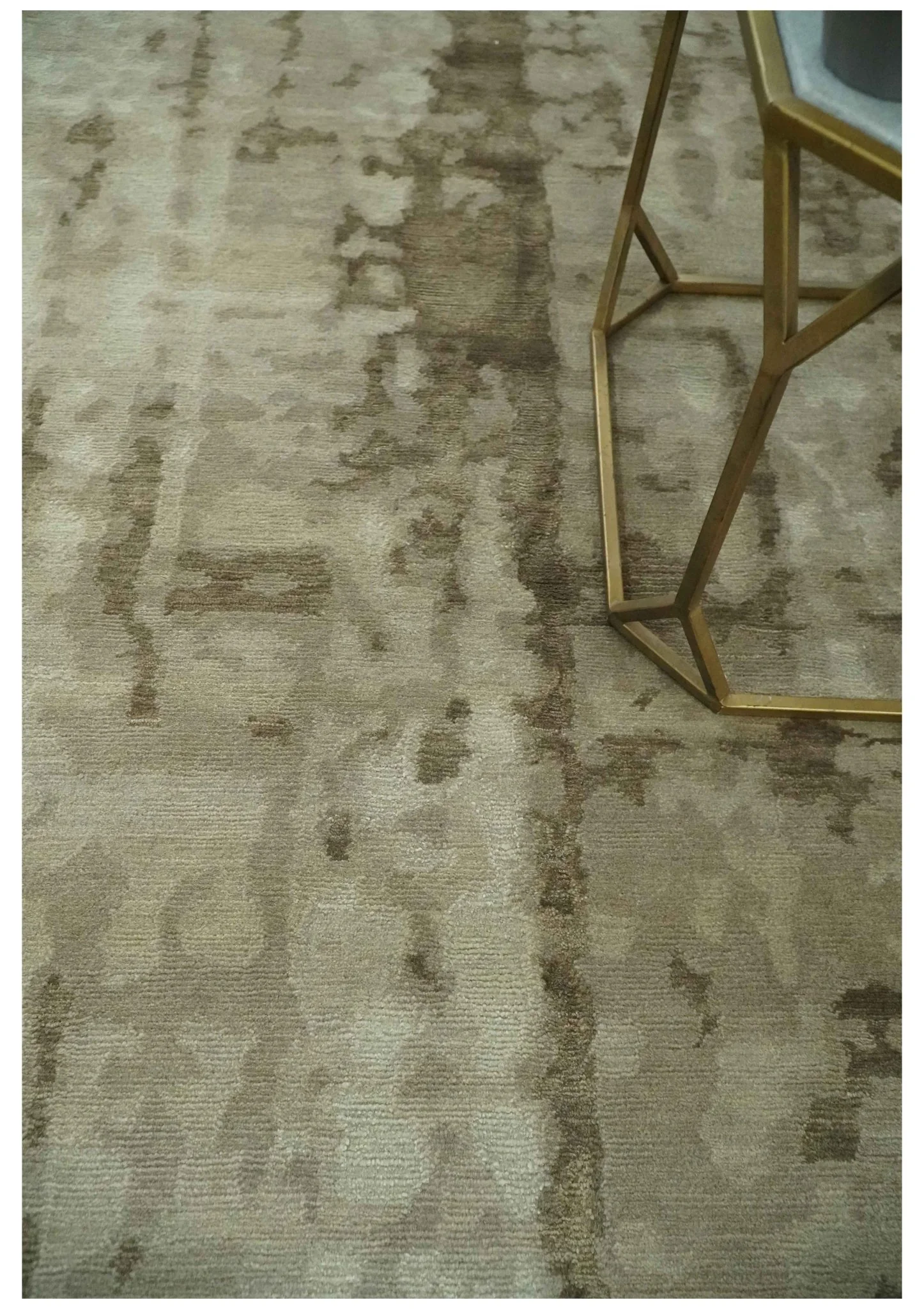 Modern Abstract Ivory, Olive and Beige Hand Knotted 6x9 wool and art silk Area Rug - Image 2