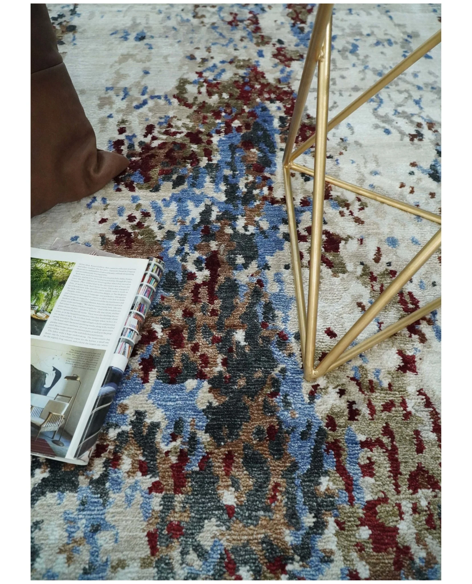 Handmade 8x10 Ivory, Blue and Red Abstract bamboo Silk Area Rug | TRDS2810 - Image 2