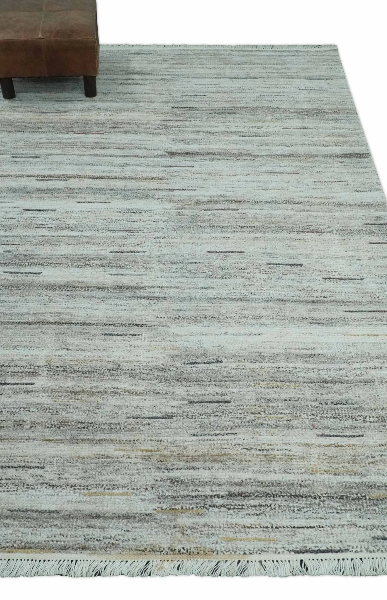 Modern Abstract Silver, Gray and Charcoal Dari 5x8 Pet yarn Area Rug - Image 4