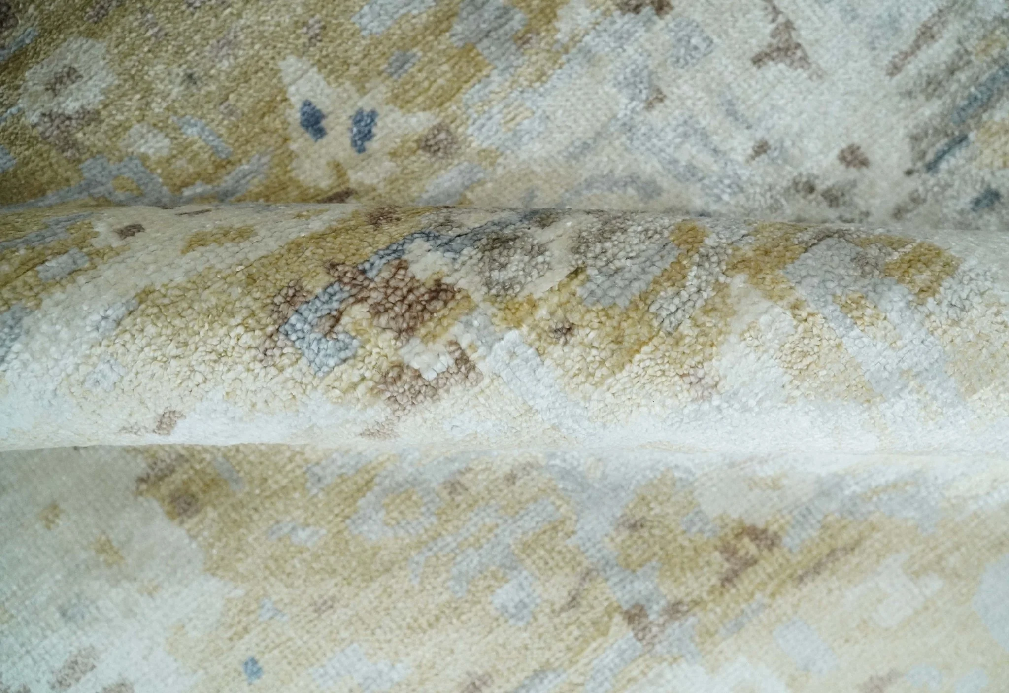 Modern 6x9 Beige, Ivory, Silver and Blue Abstract Hand Knotted Bamboo Silk Area Rug - Image 7