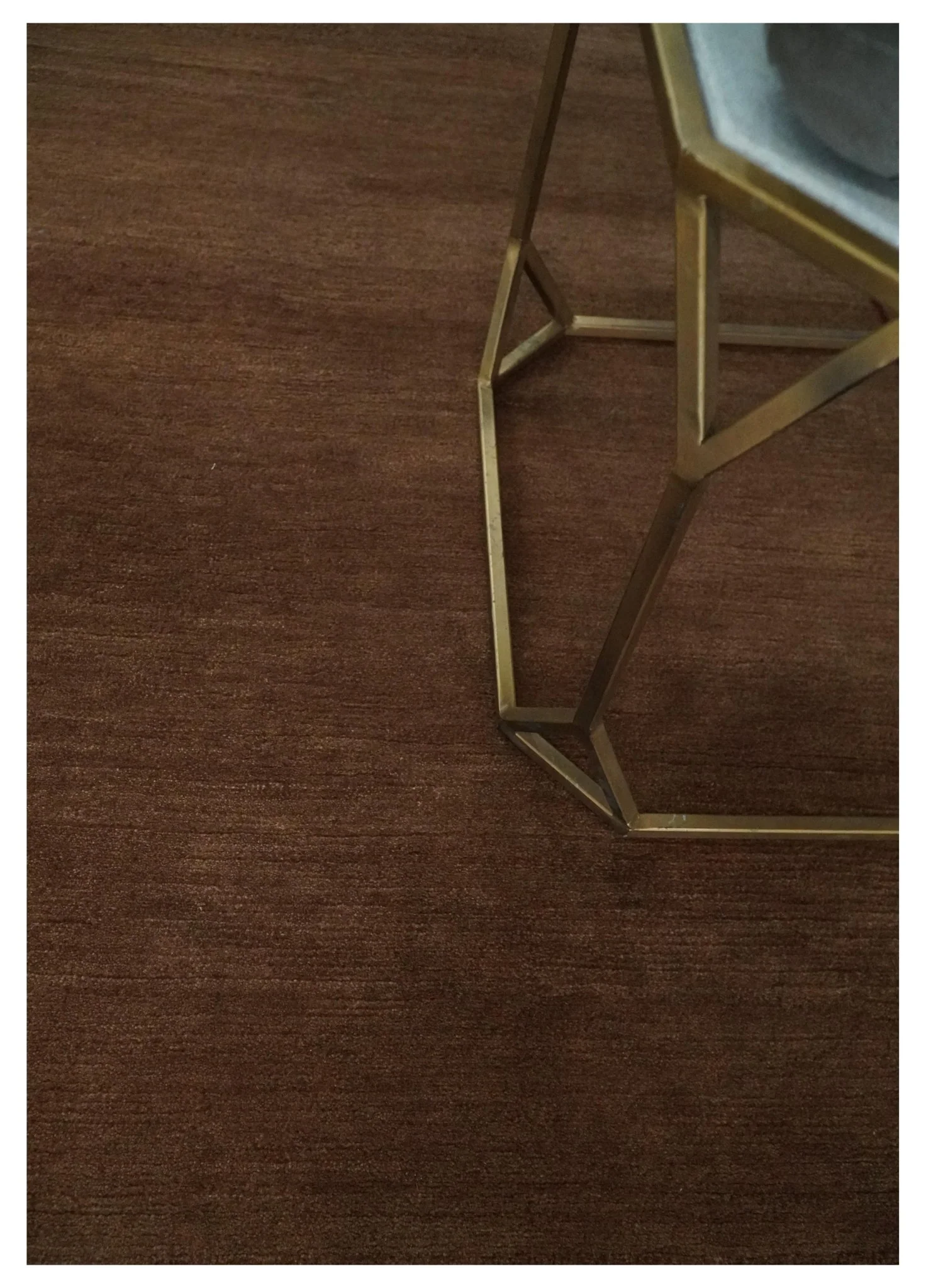 Modern Brown Geometrical Pattern Handloom 4x6 wool and Art silk Area Rug - Image 2