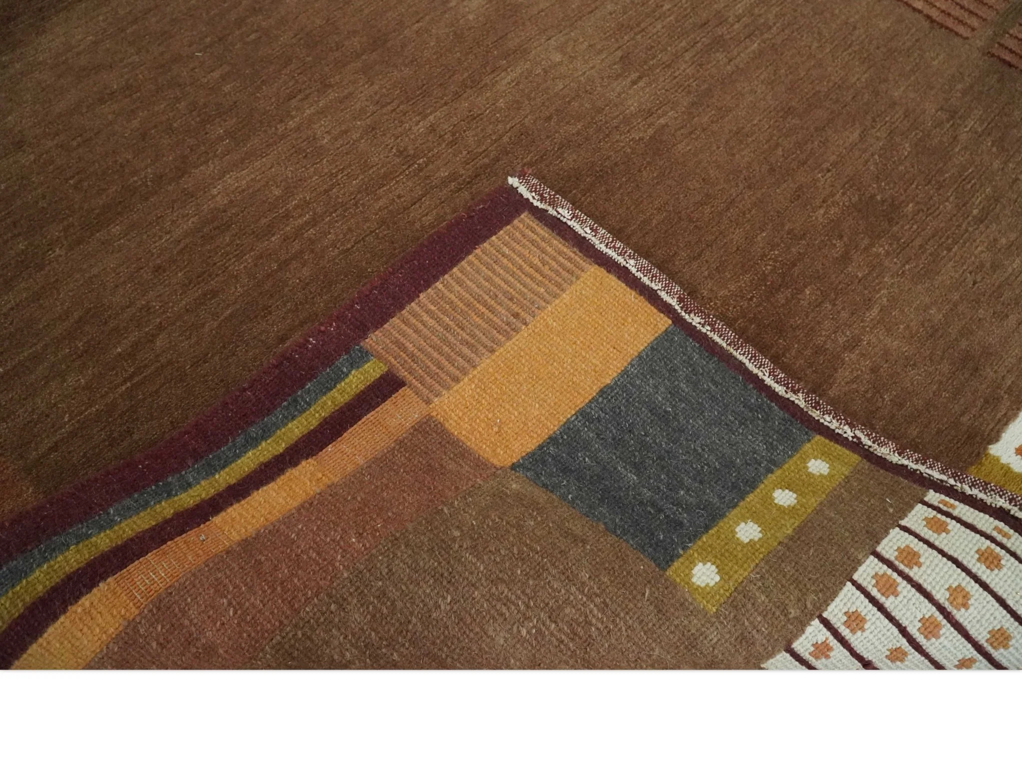 Modern Brown Geometrical Pattern Handloom 4x6 wool and Art silk Area Rug - Image 6