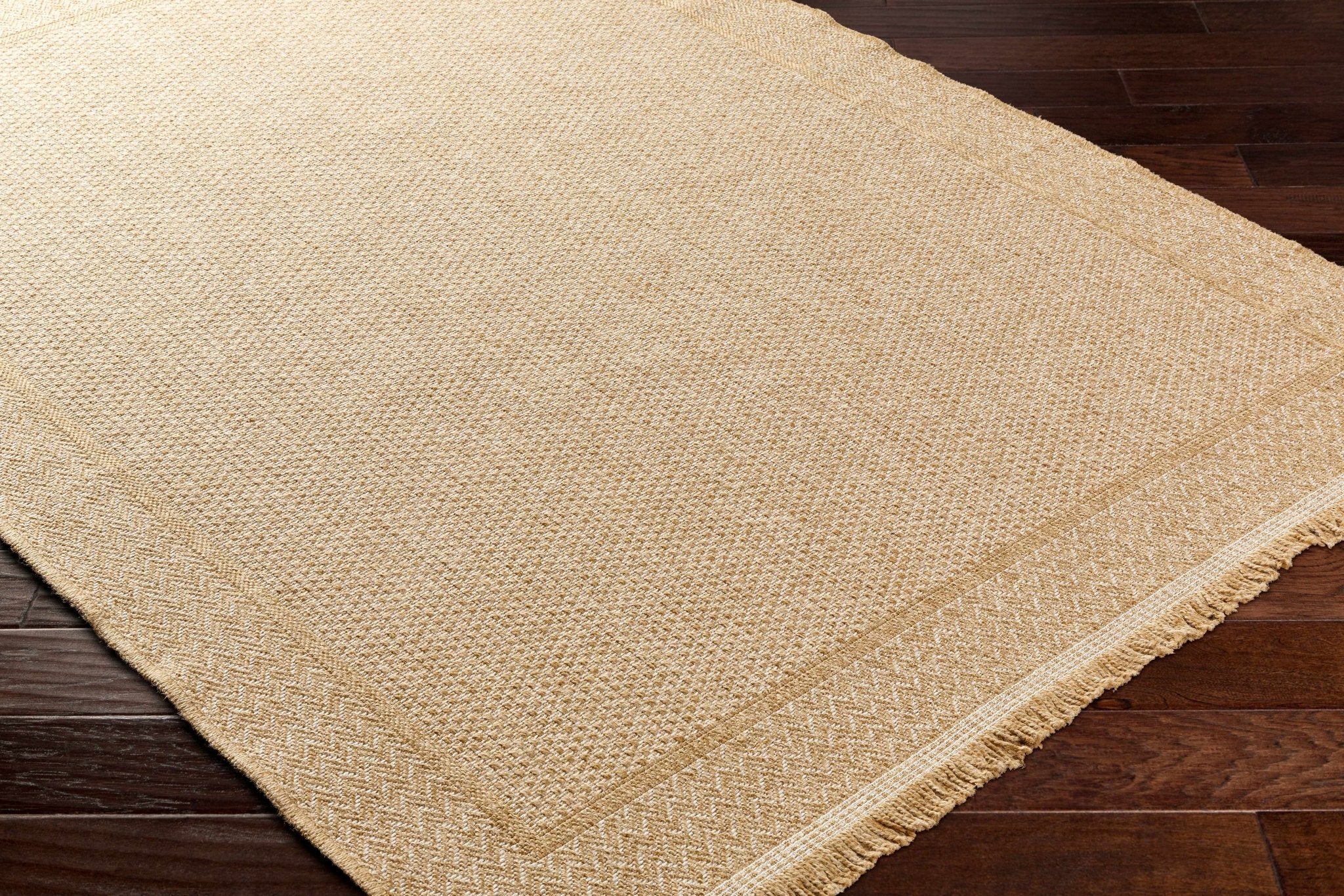 Modern Dorie Beige And White Machine Woven Indoor & Outdoor Rug - Image 4