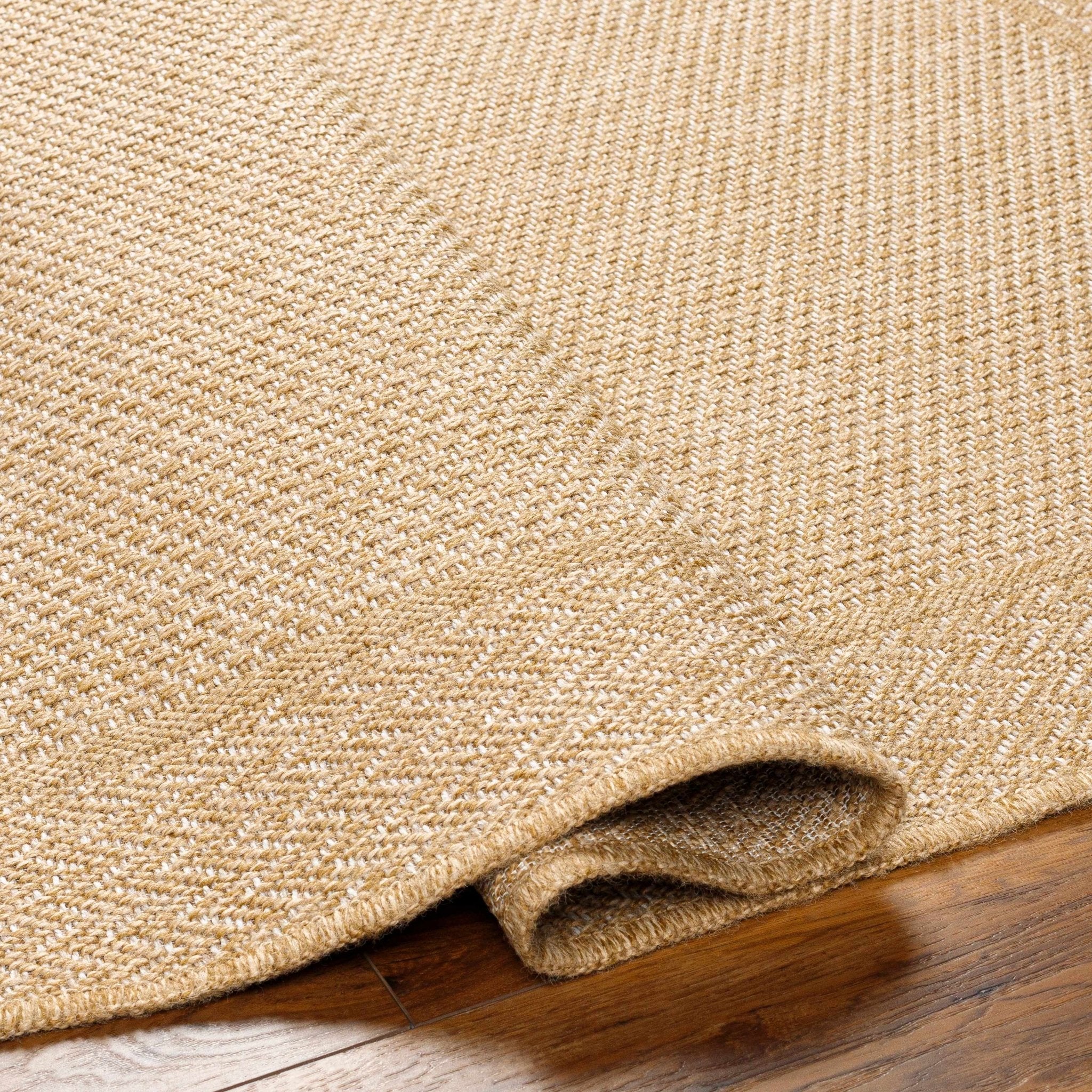 Modern Dorie Beige And White Machine Woven Indoor & Outdoor Rug - Image 5