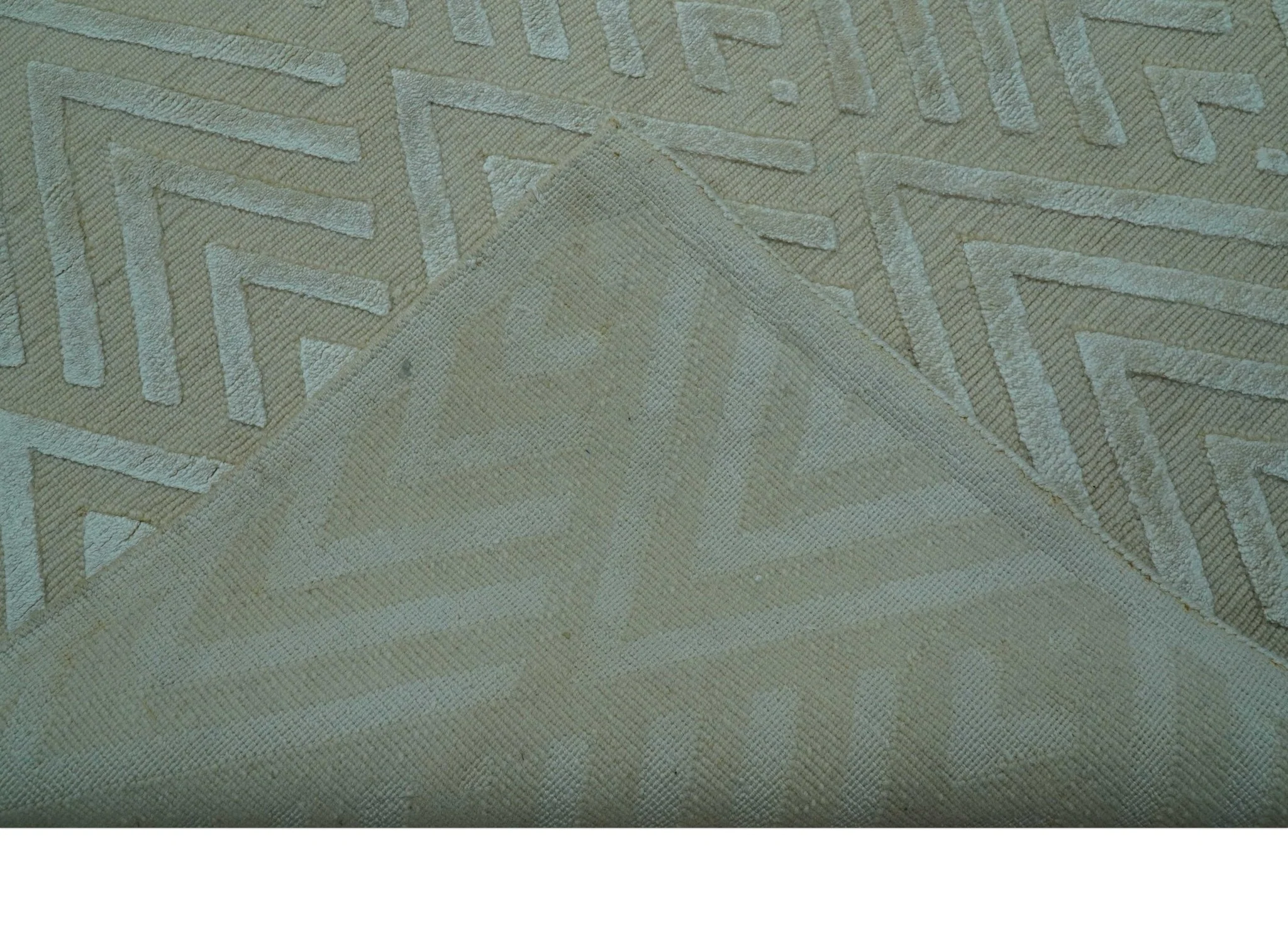 Modern Geometric Pattern Ivory And Beige Hand Knotted 9x12 Area Rug - Image 4