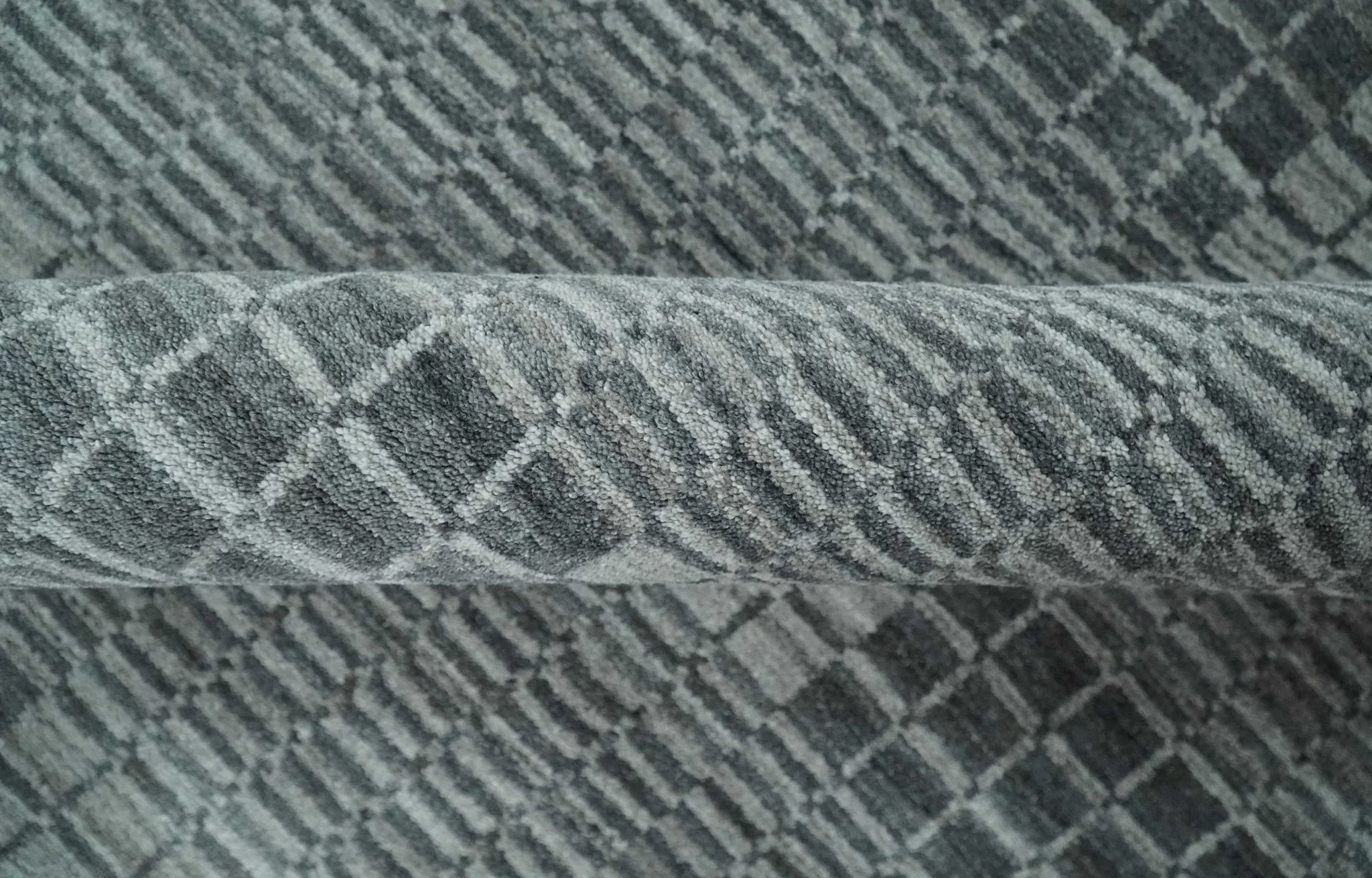 Modern Geometrical Checkered striped Hand Made 8x10 Charcoal, Gray and Silver Scandinavian Blended Wool Flatwoven Area Rug | KE38 - Image 6
