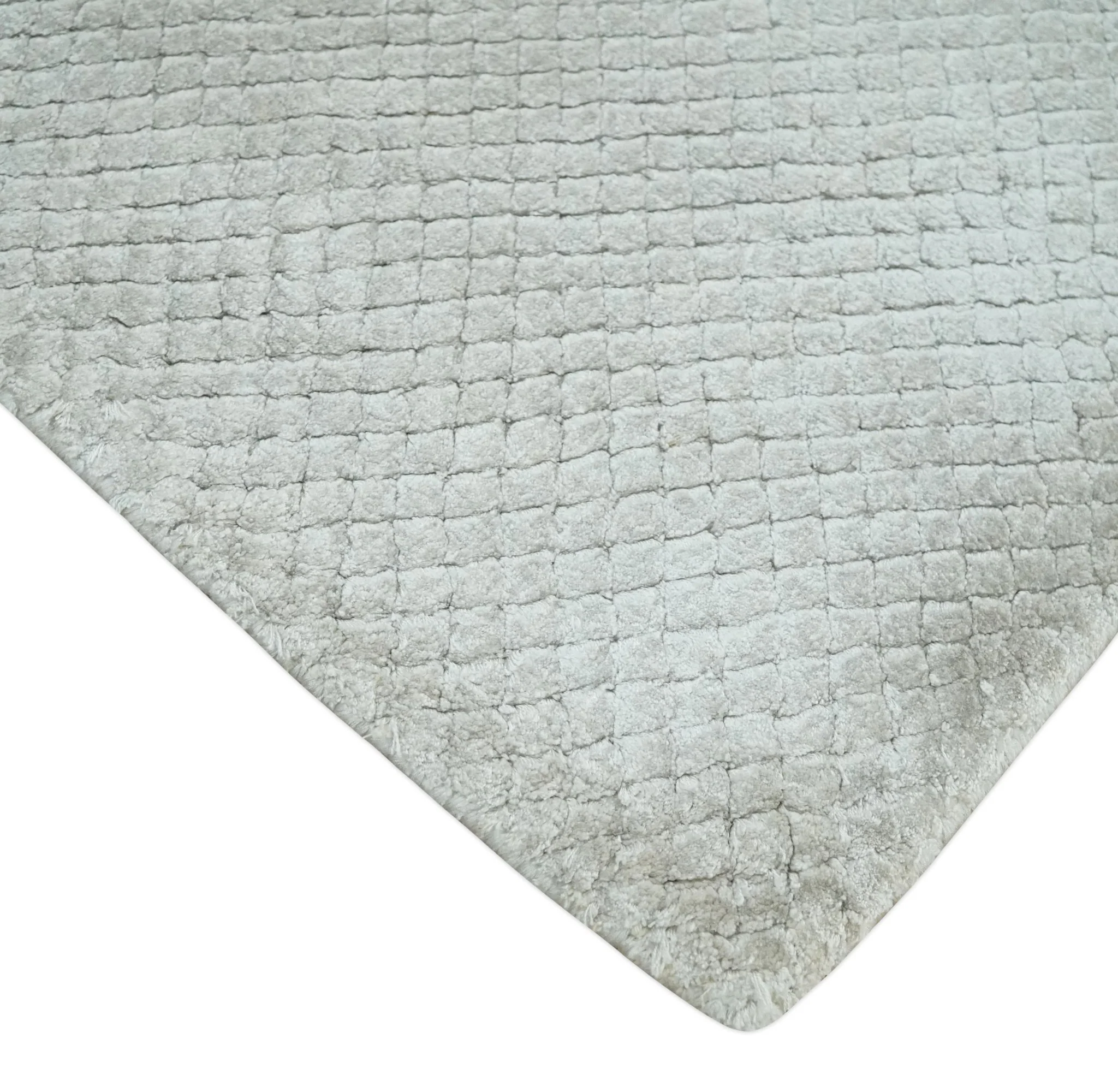 Modern Geometrical Hand carved Square Hand Made 2x3 Silver Art silk Area Rug - Image 3