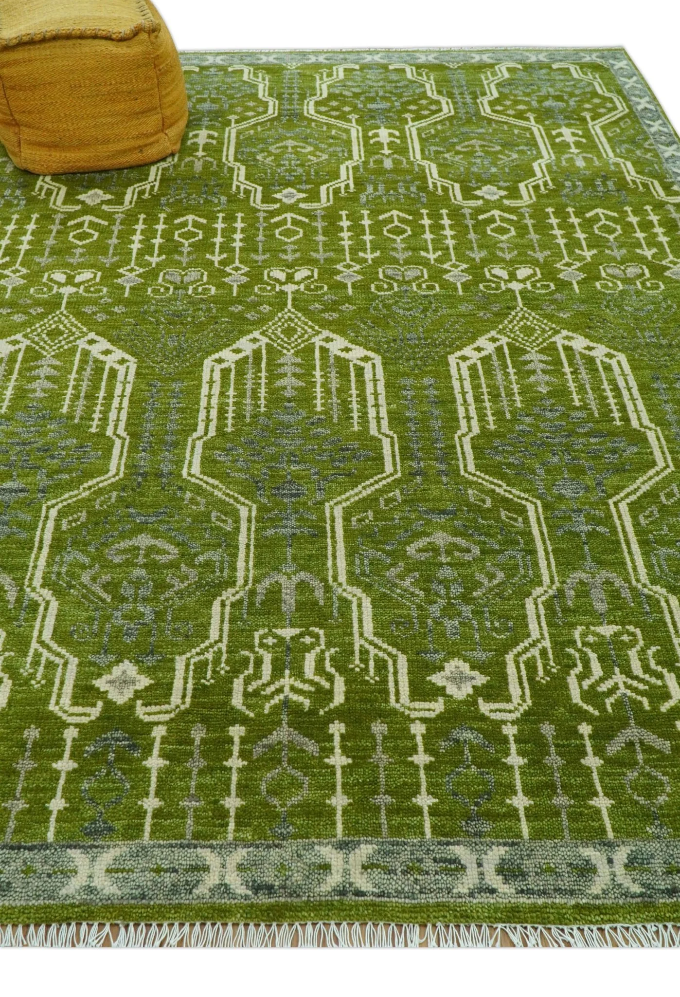 Contemporary Design Green And Beige Hand Knotted 8x10 Wool Area Rug - Image 8