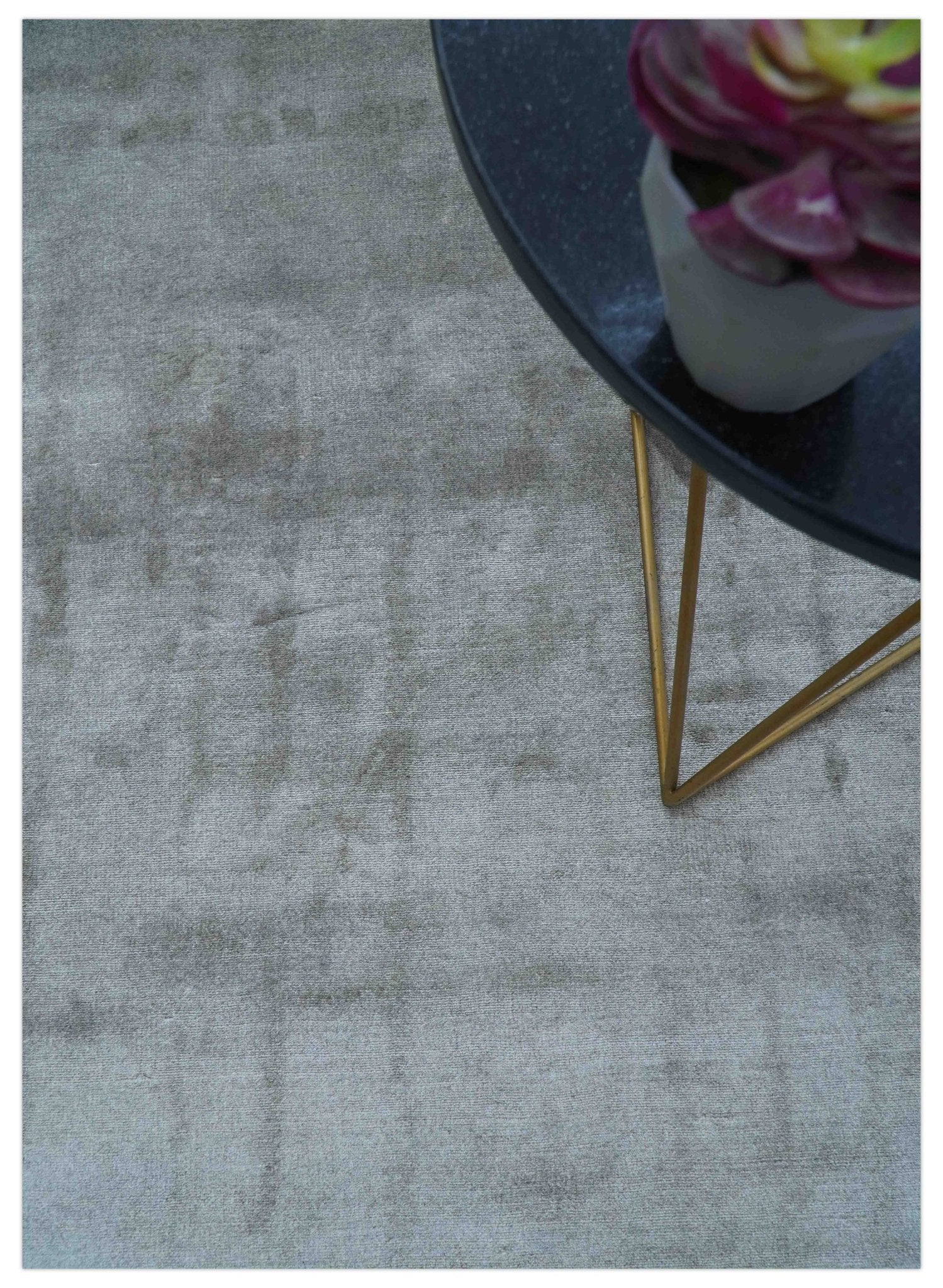 Modern Geometrical Design Silver Hand Loom 10x13 Art Silk Area Rug - Image 3