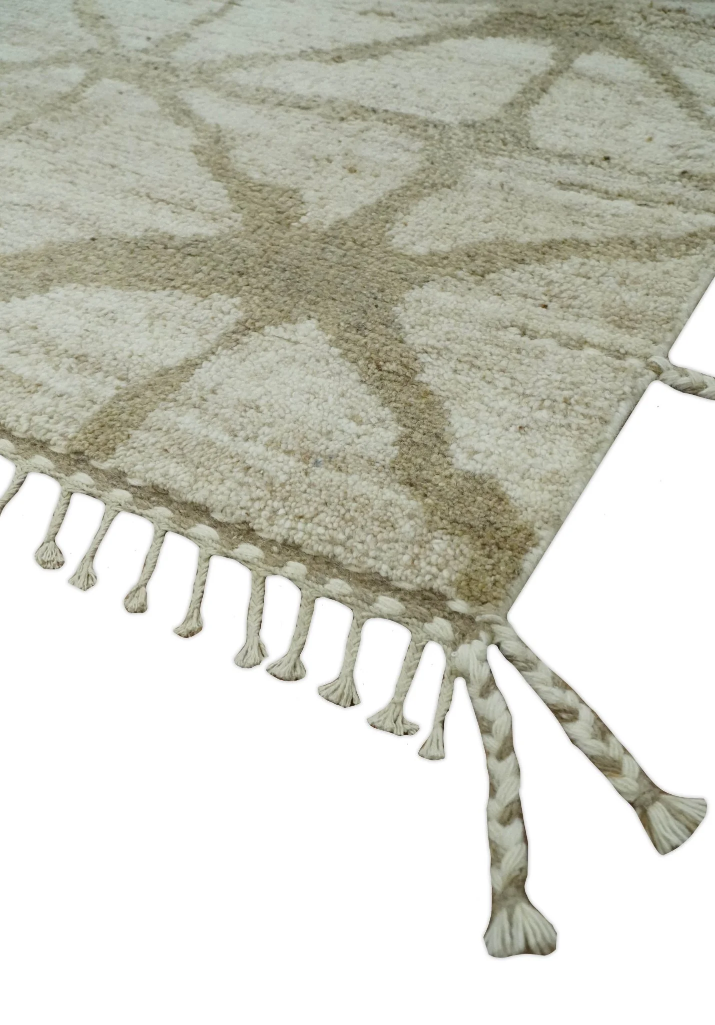 Modern Geometrical 5.3x7.8 Ivory and Beige Hand Knotted wool area rug - Image 6