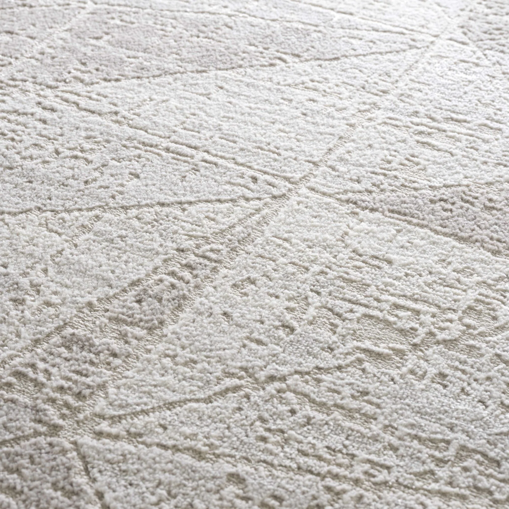 Modern Geometrical Ivory, Silver and Purple Area Rug - Image 10