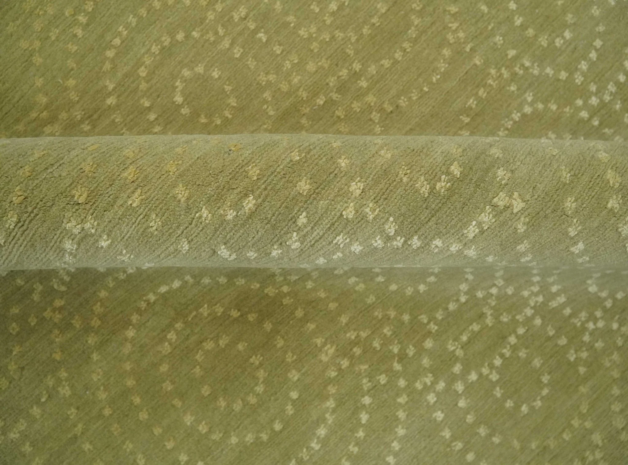 Modern Design Olive Hand loom 6x6 Square wool Area Rug - Image 8