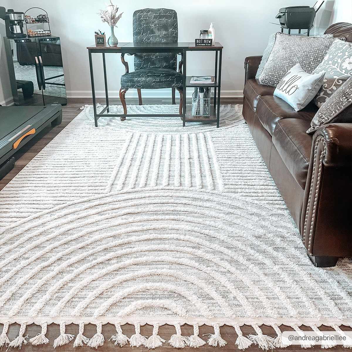 Modern Geometrical stripes Texture Beige high low Area Rug - Image 3