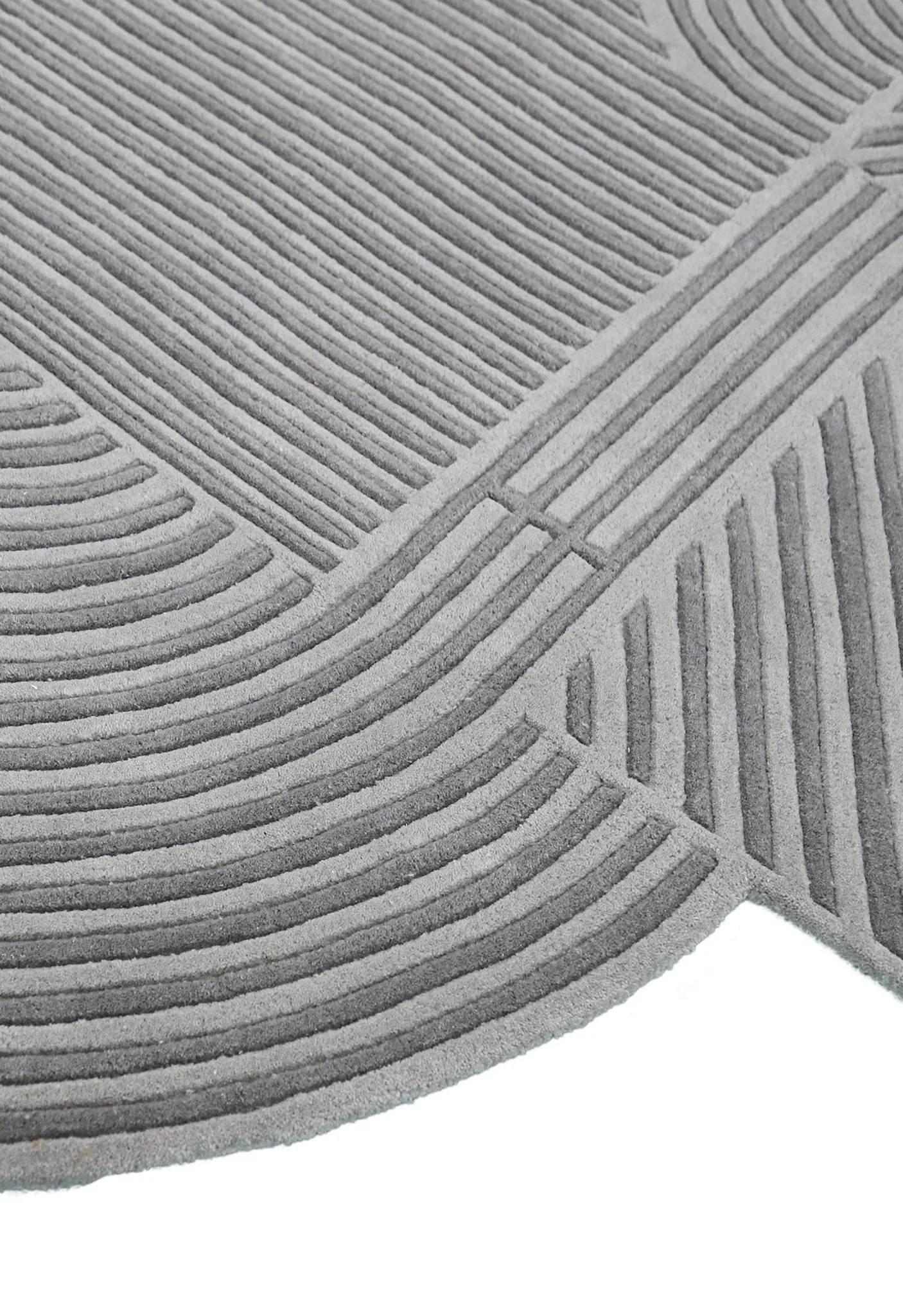 Modern Grey Lines Hand Tufted 5x7 Wool Area Rug - Image 5
