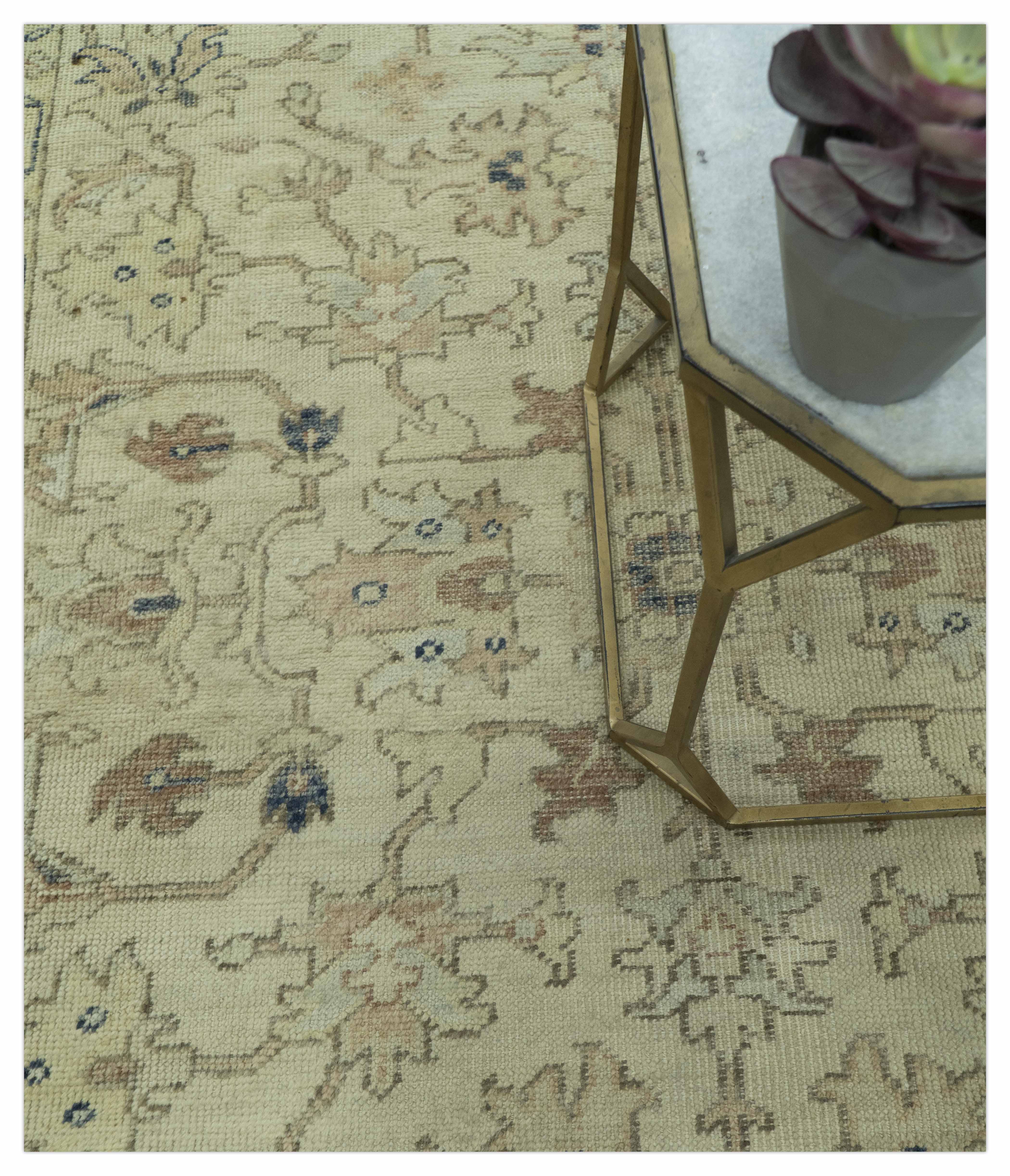 Heriz Traditional Design Beige And Blue 5.6x8 Hand Knotted Wool Area Rug - Image 3